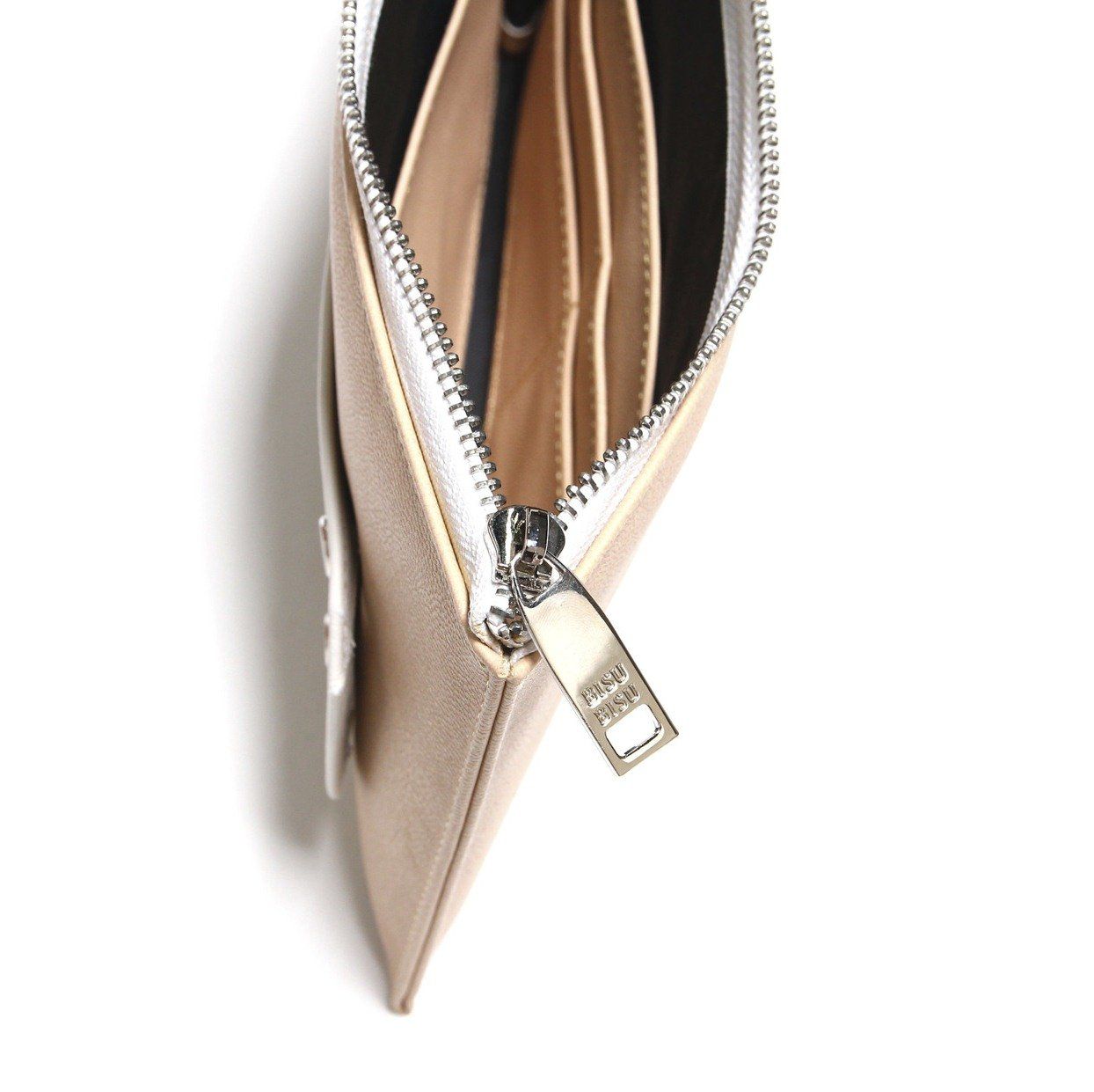 MonogramClutch (Beige)