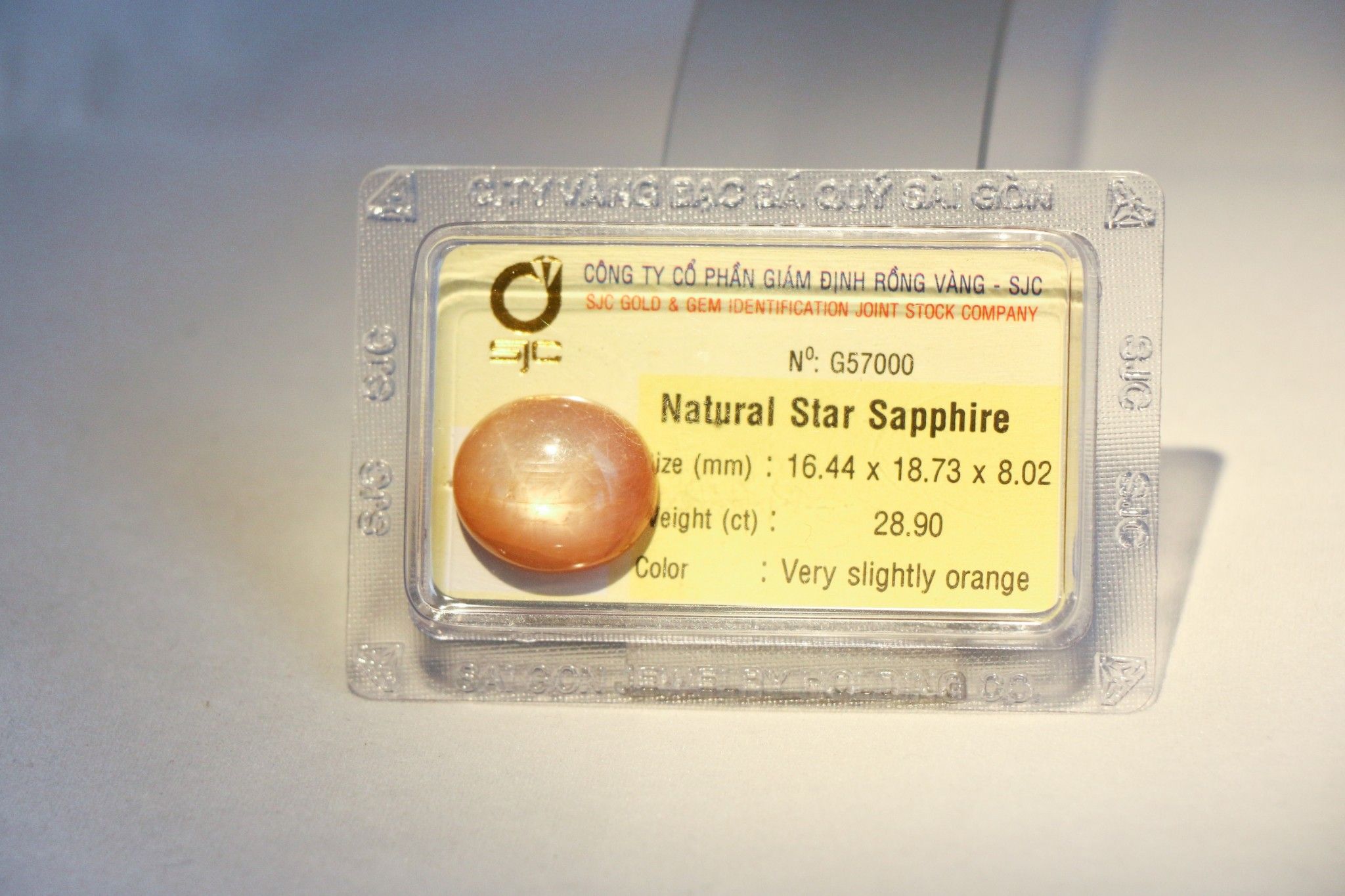 Đá phòng thủy Star Sapphire very slightly orange G57000