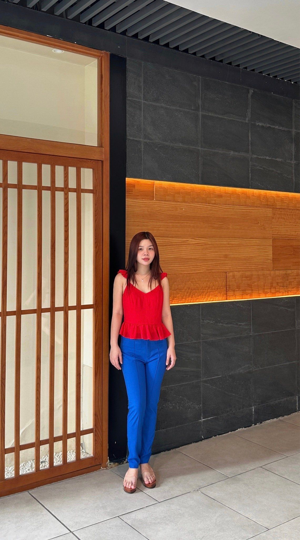 Quần ôm ly gân