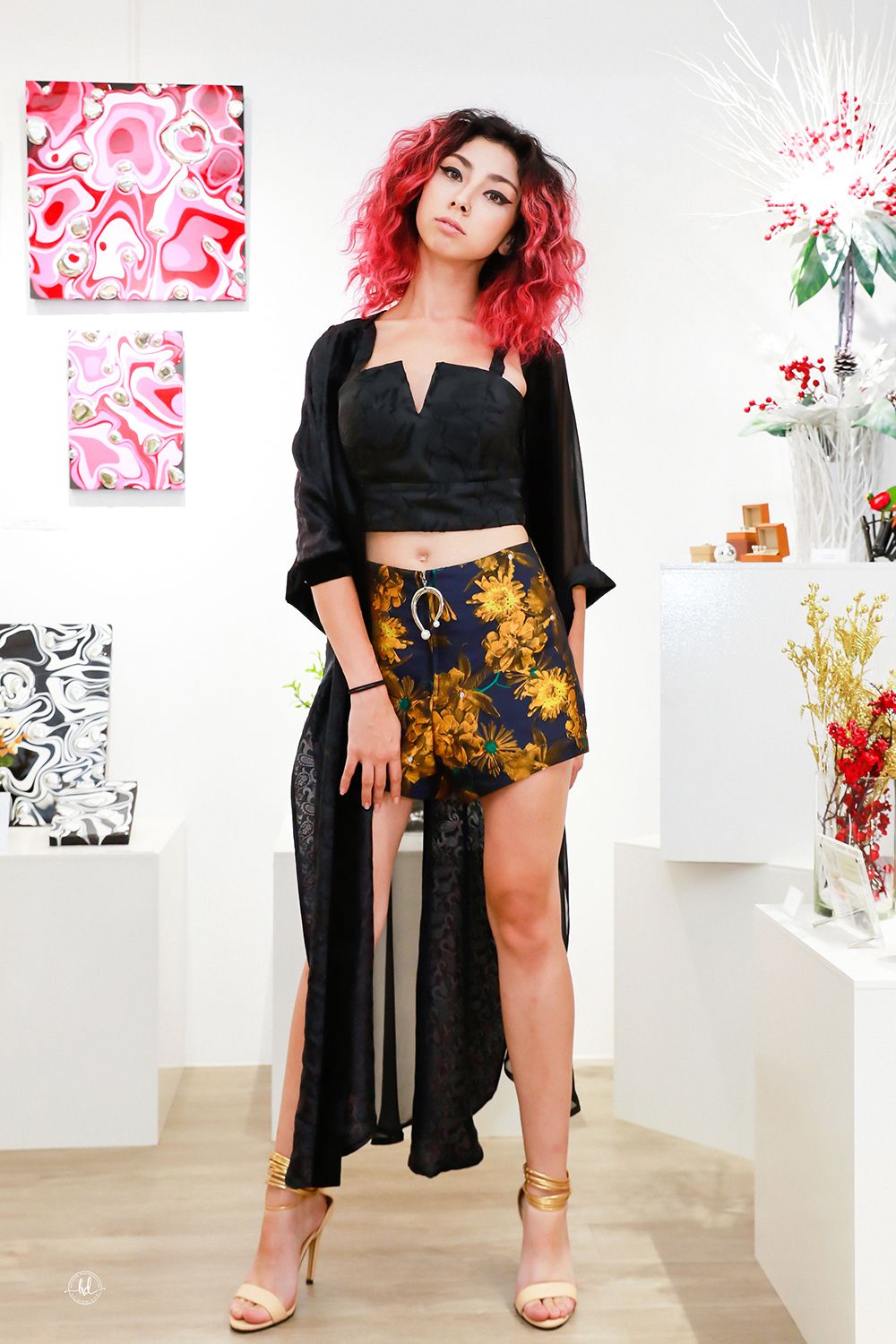 Áo croptop gấm V