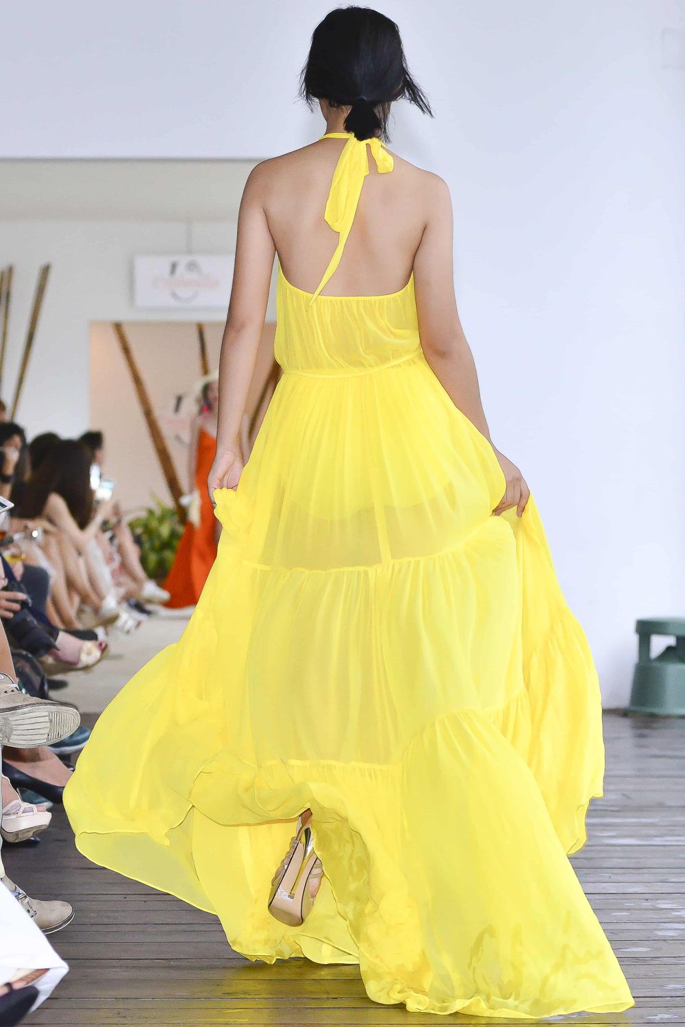 Đầm dài chiffon 2 khoen 3 tầng