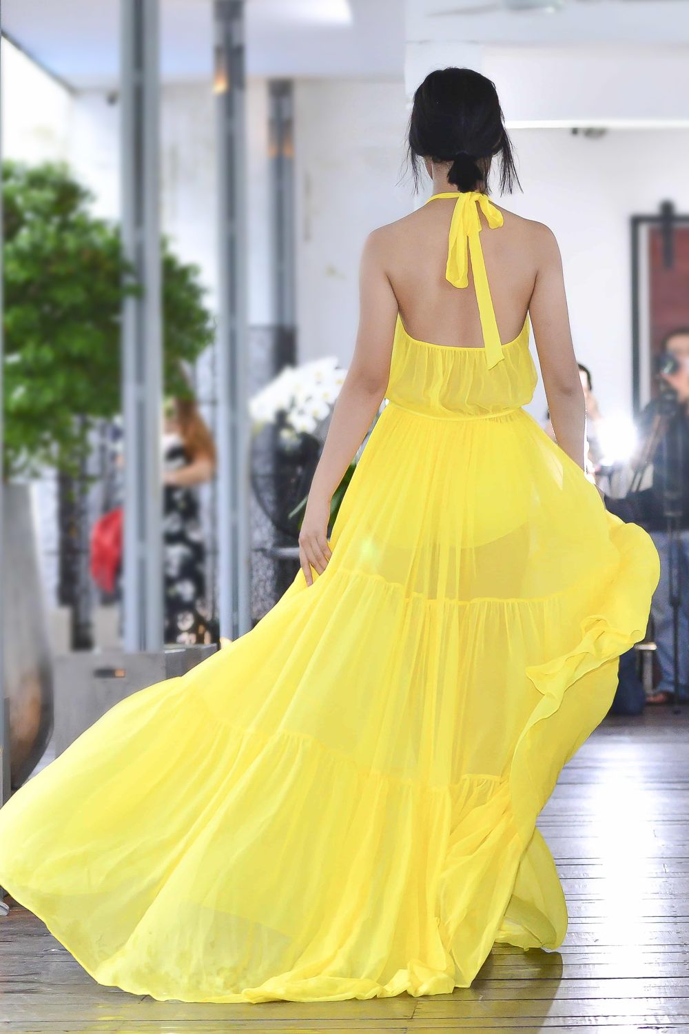 Đầm dài chiffon 2 khoen 3 tầng