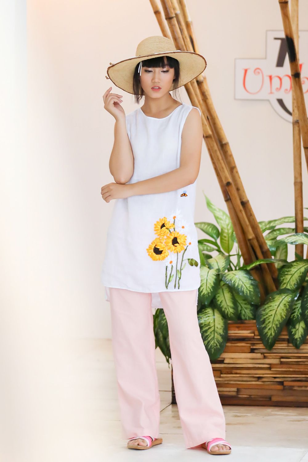 Đầm mép cong ruybang hướng dương