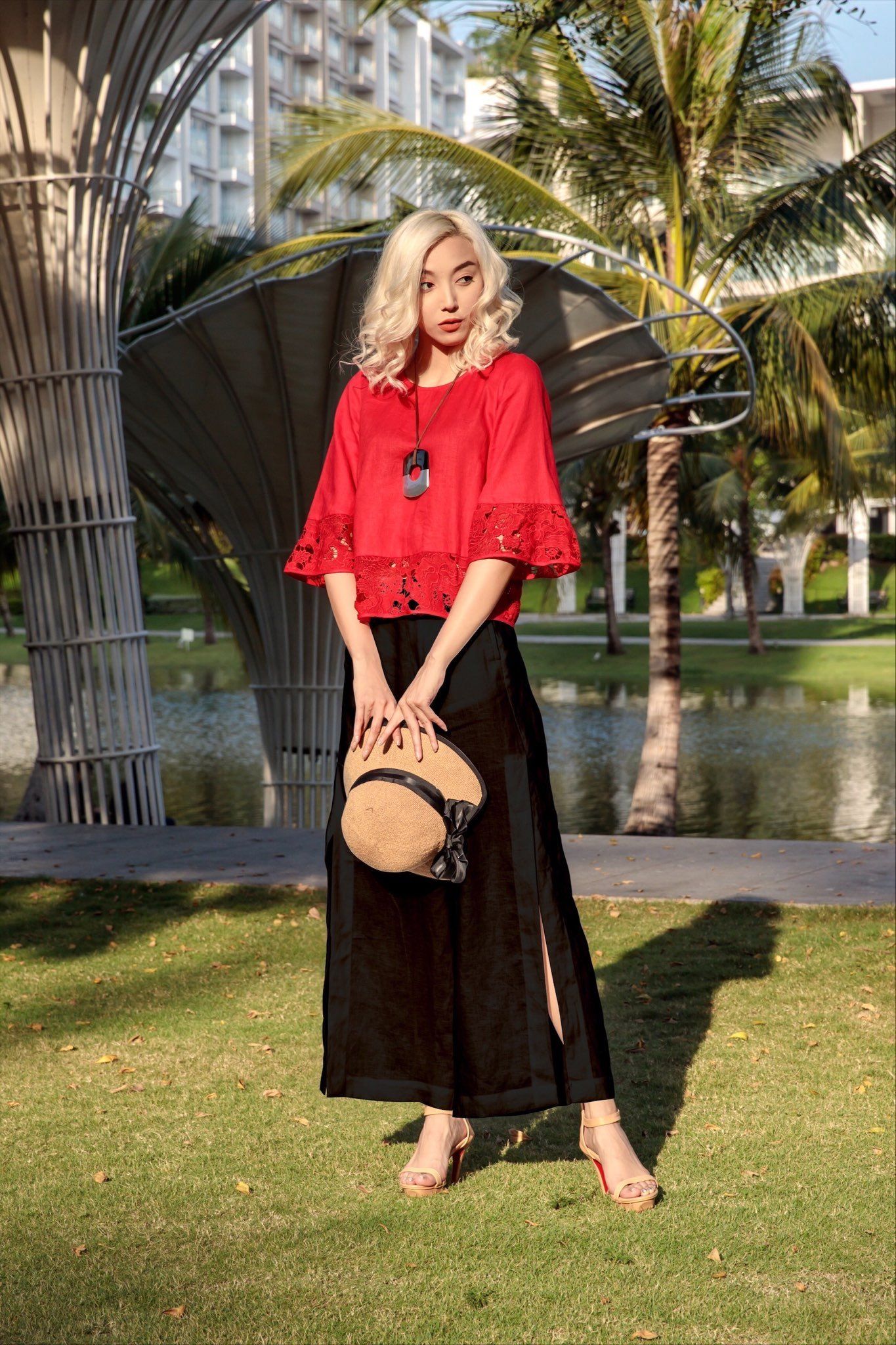 Quần dài xẻ lai