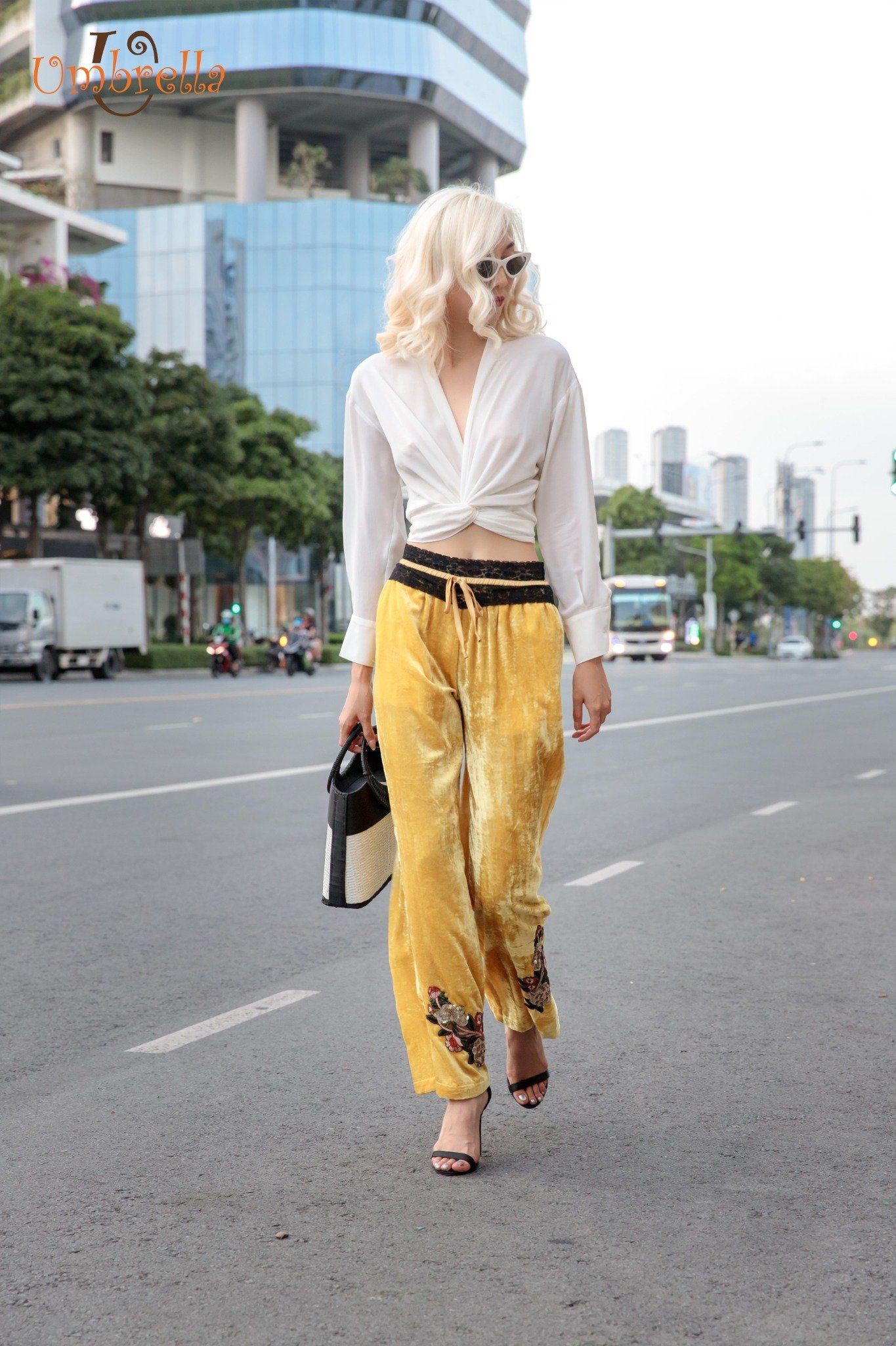 Áo lụa xoắn bụng nơ sau