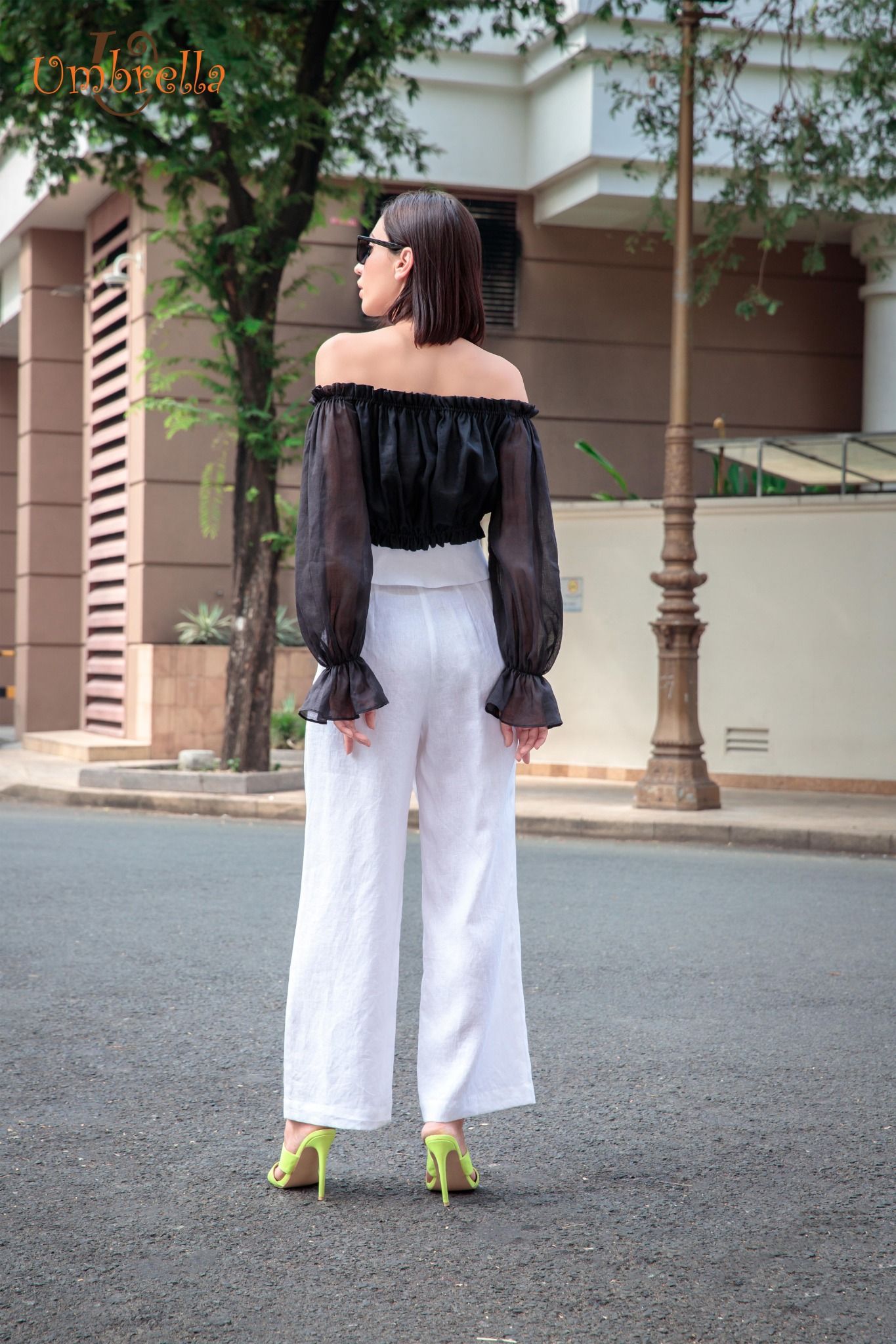 Quần bẻ lưng thắt đai