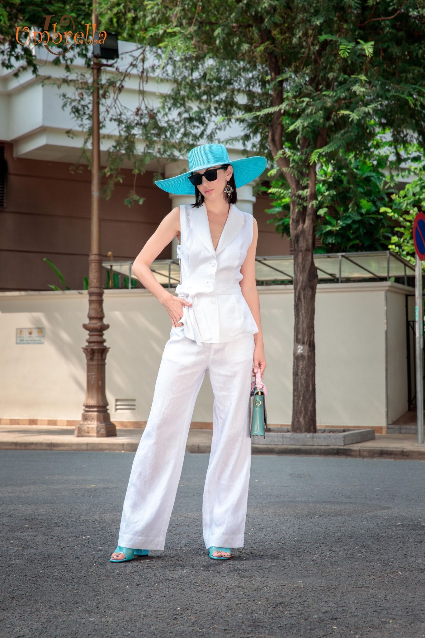 Liền quần linen dantol hở hông