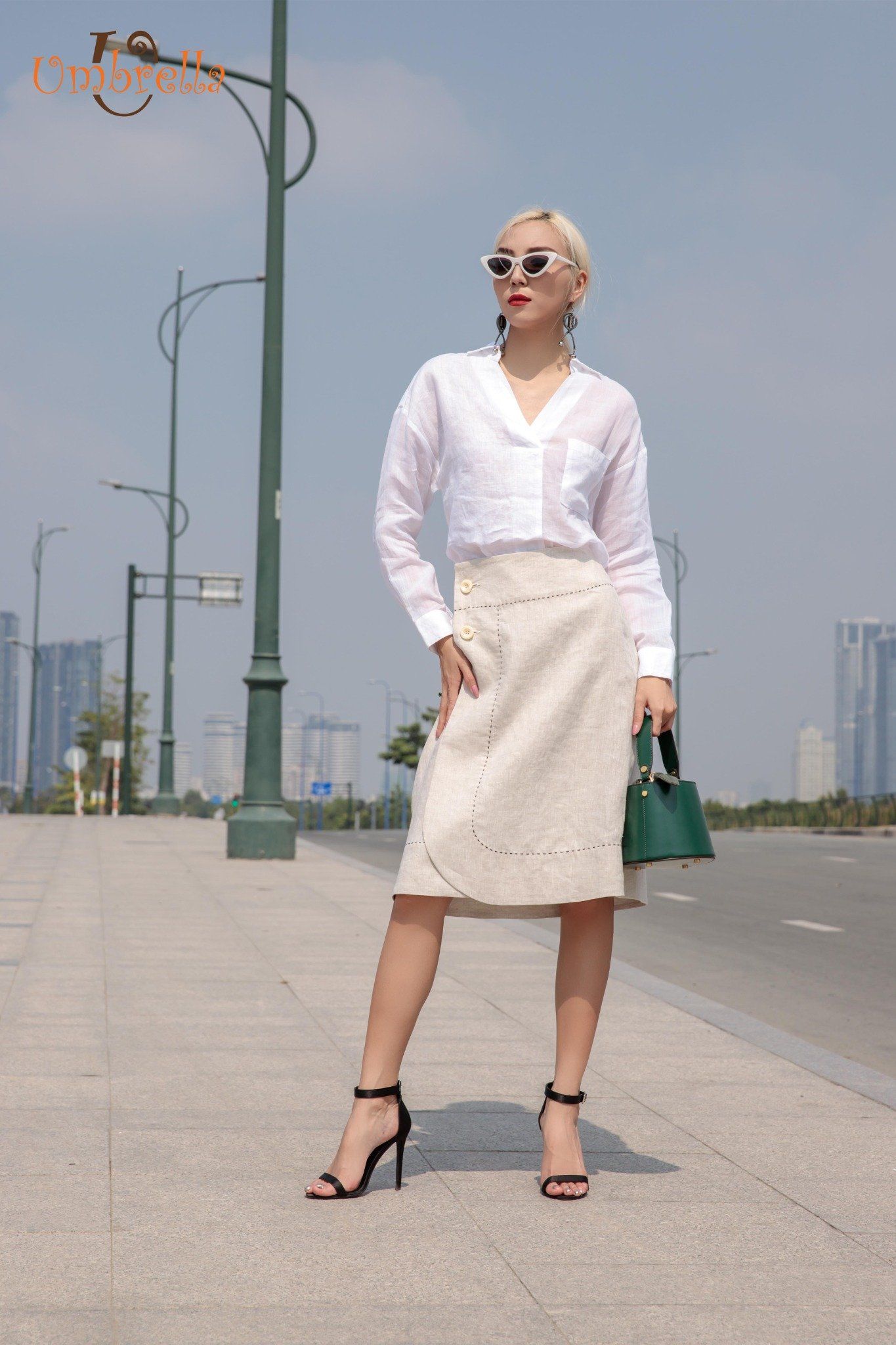 Váy lửng chỉ nổi