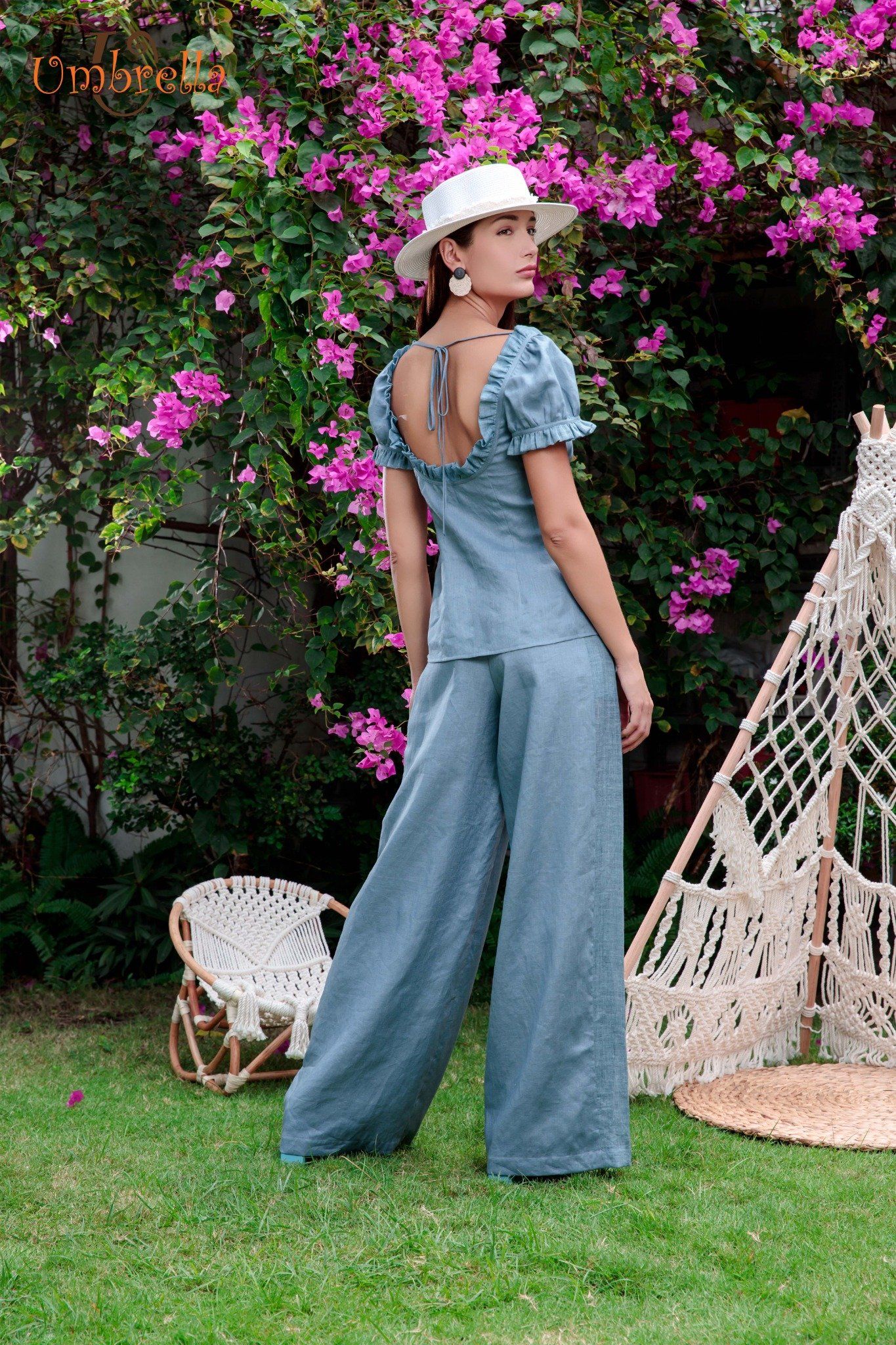 Áo Linen nhún ngực lưng