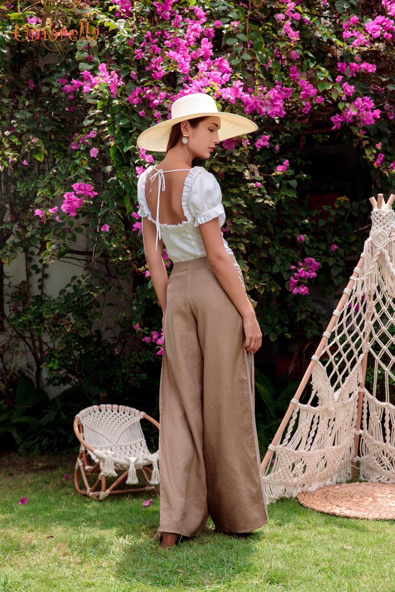 Áo Linen nhún ngực lưng