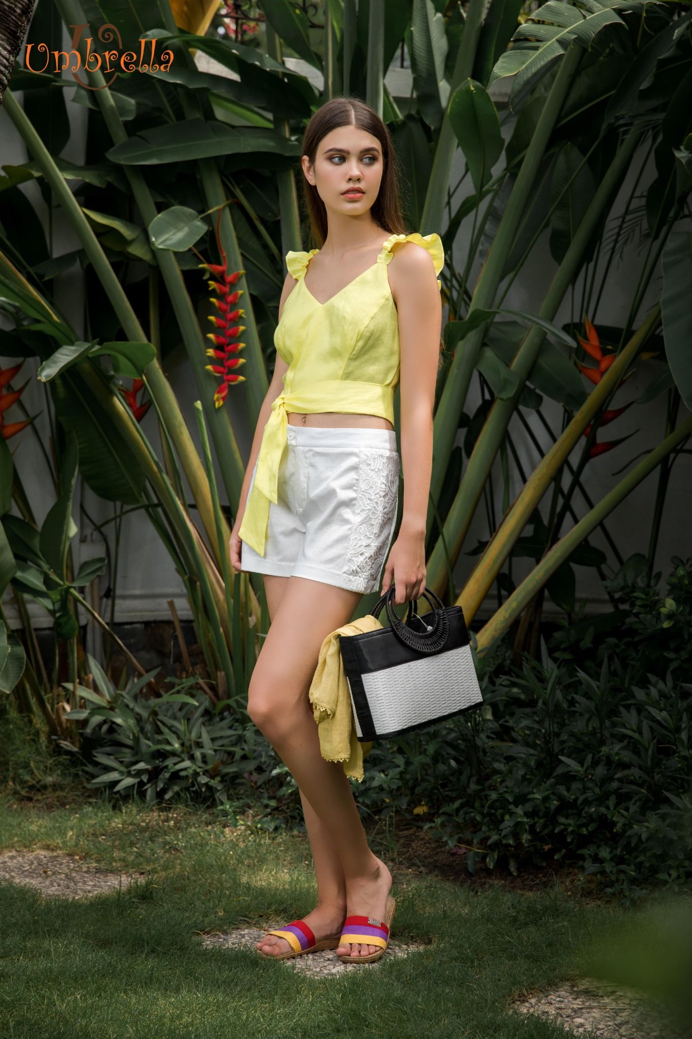 Short Linen ren hông
