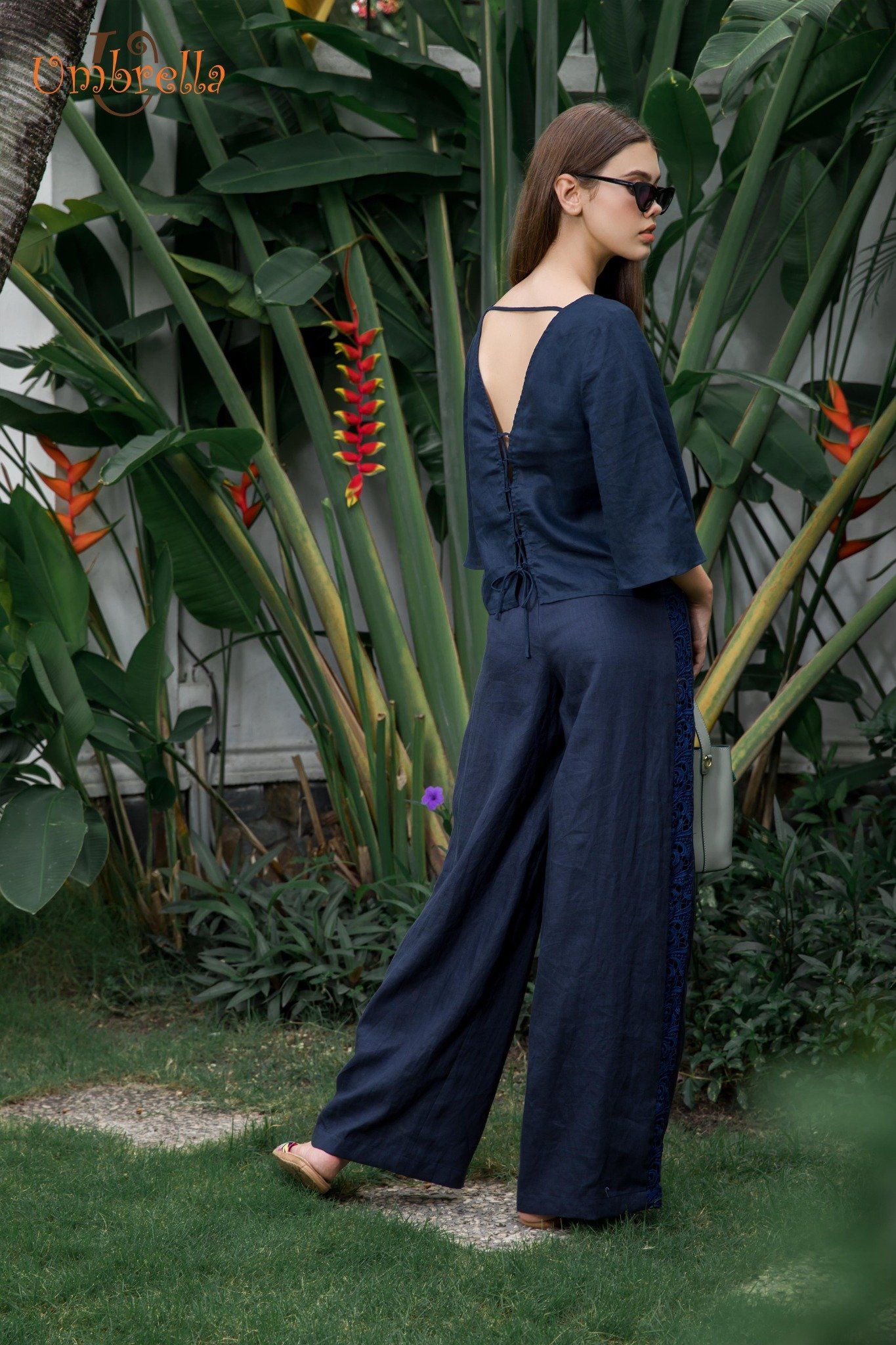 Quần Linen ren hông nhỏ