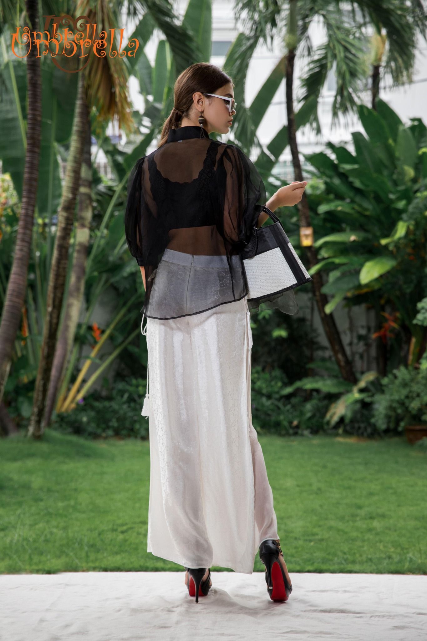 Áo Organza tay phồng ngắn