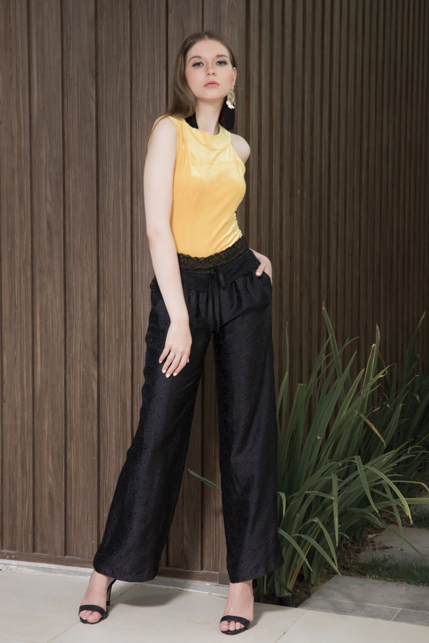 Quần lụa lưng ren thun