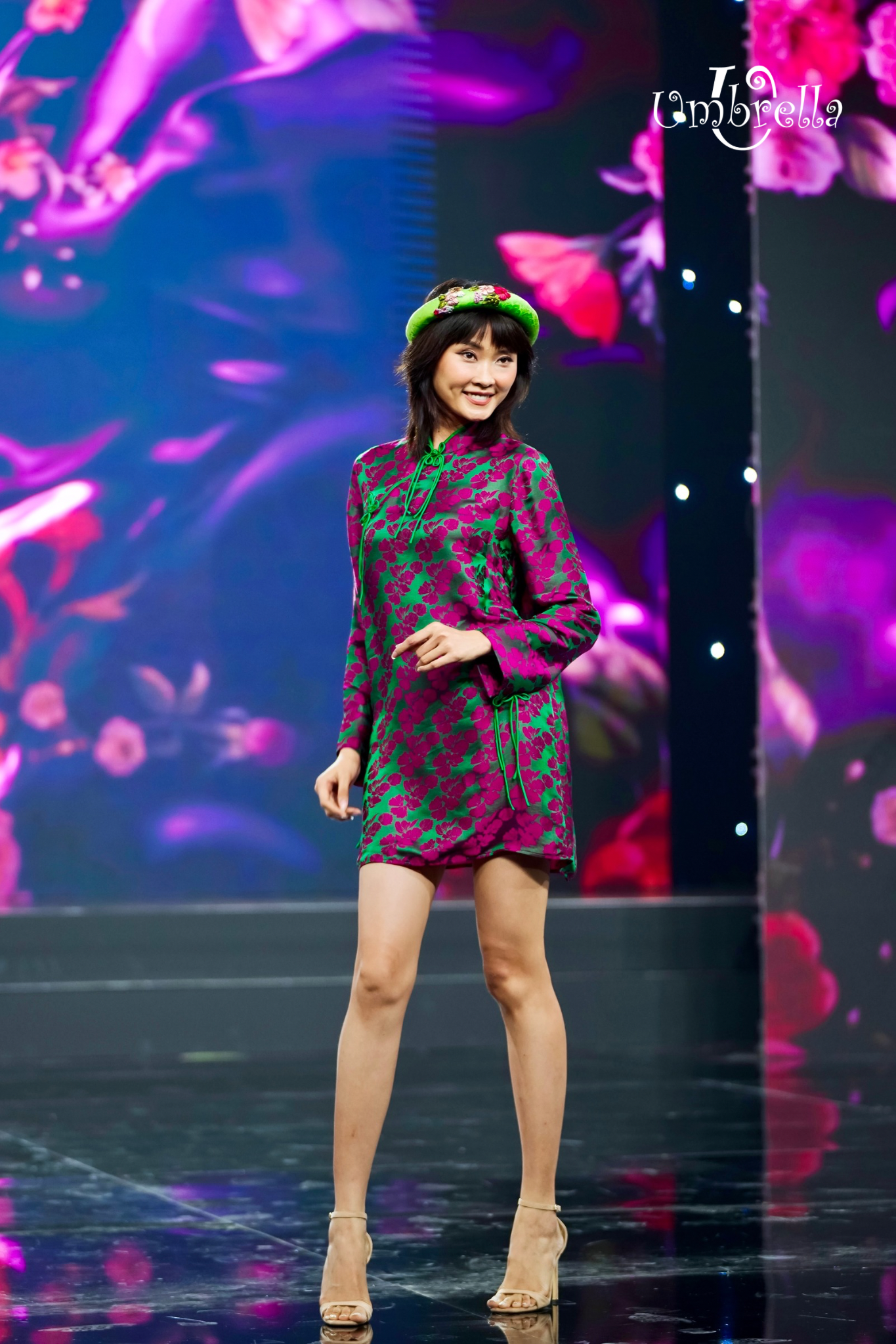 Đầm Lụa cổ trụ thắt nơ