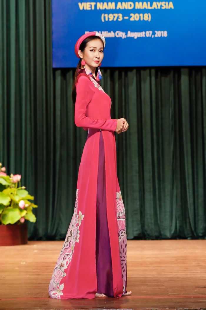 Quần áo dài