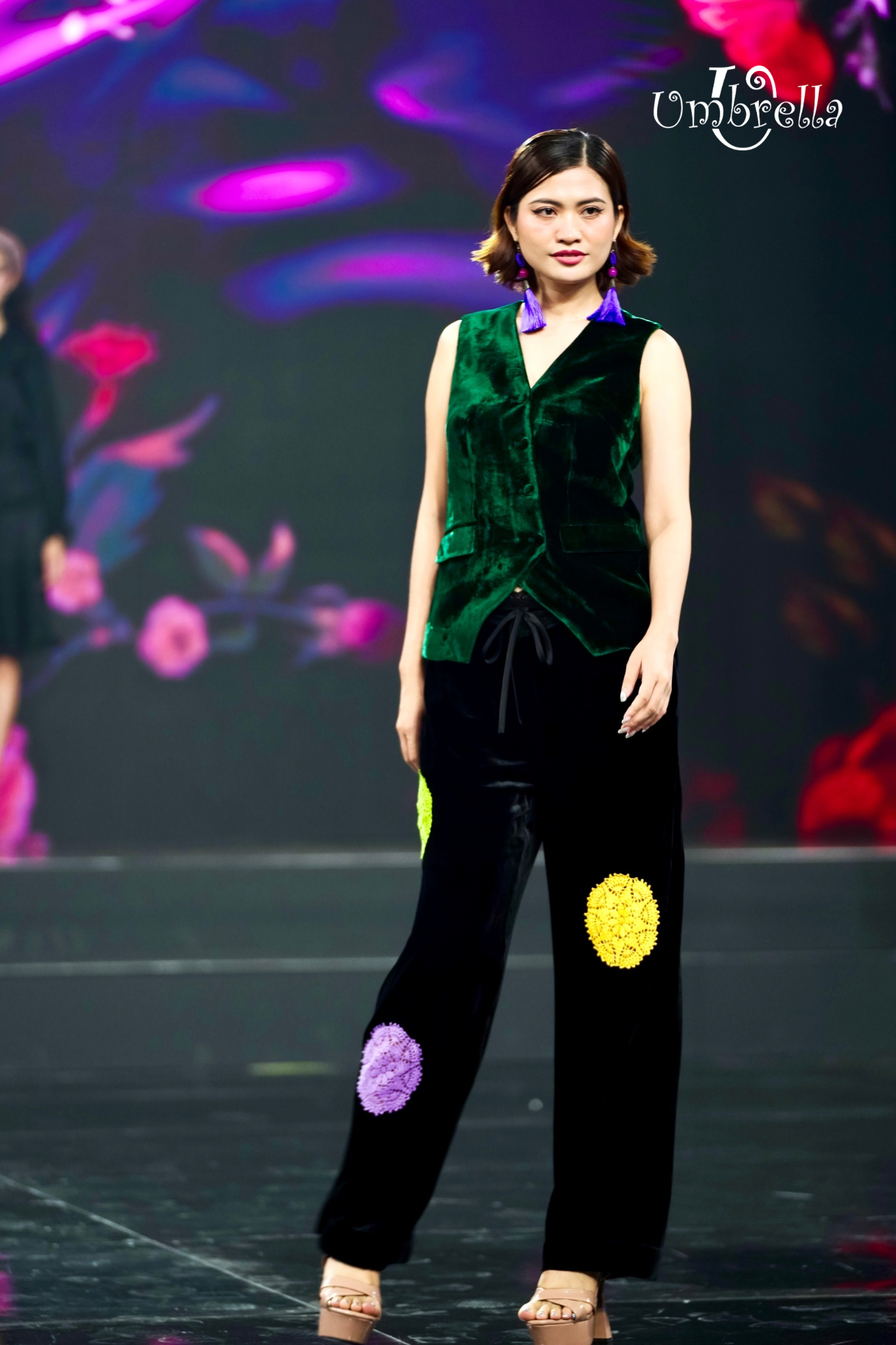 Quần Nhung lưng ren crochet