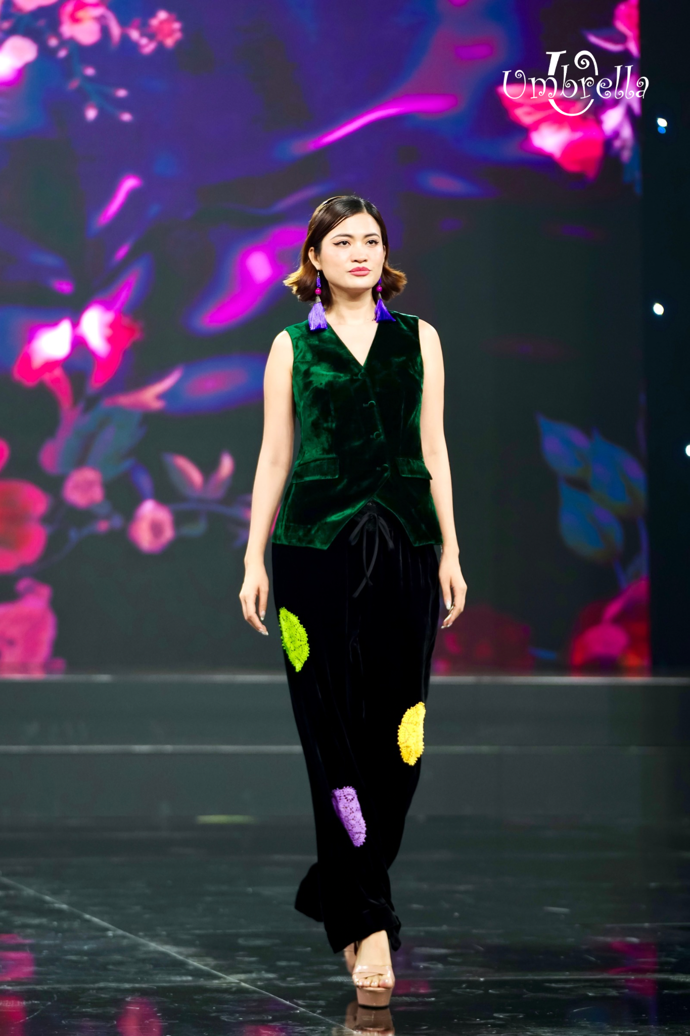 Áo Nhung ghi lê đắp chéo