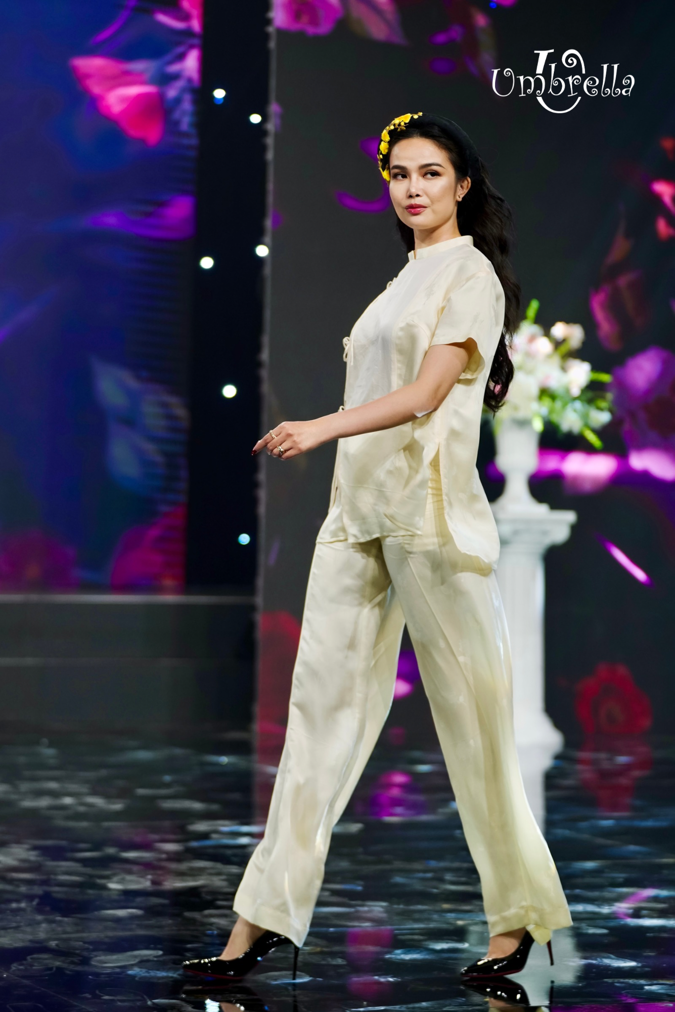 Áo Lụa đắp rộng