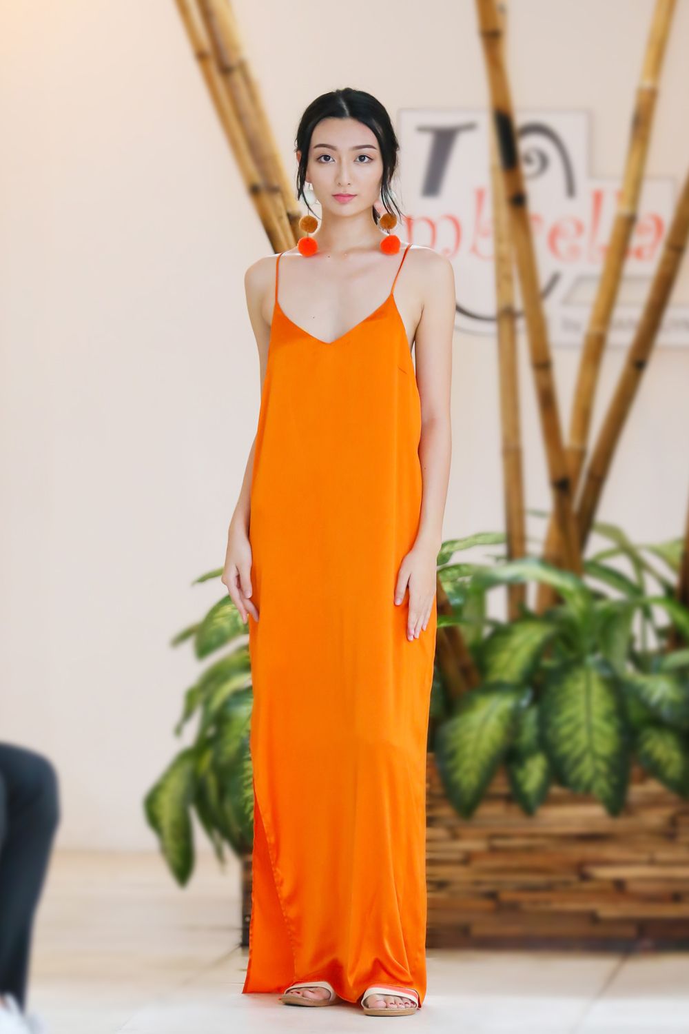 Đầm dài lụa 2 dây