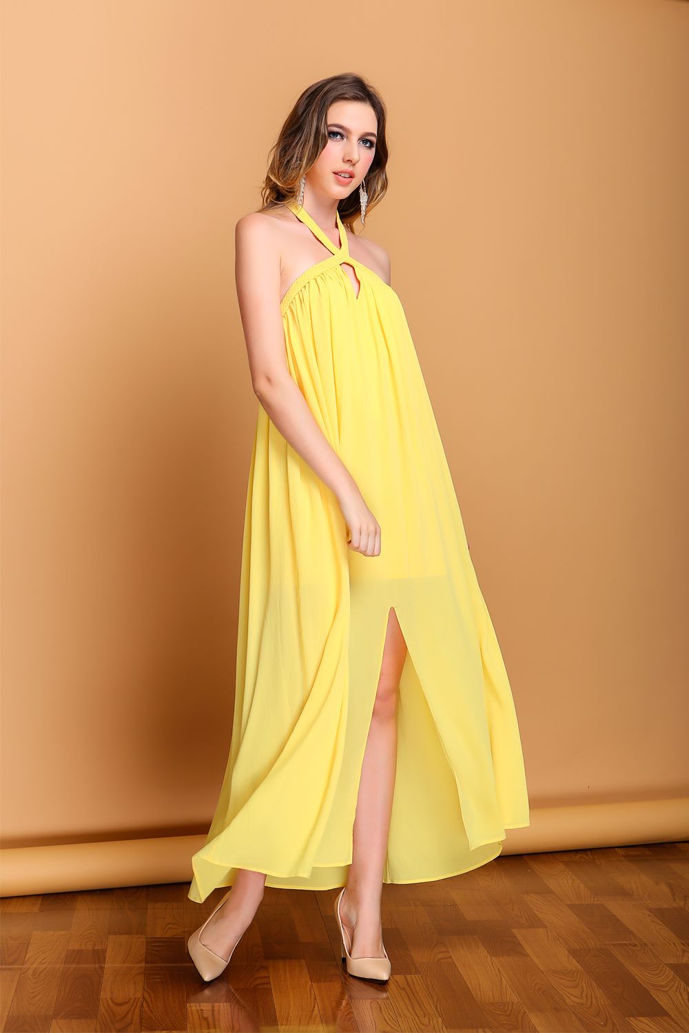 Đầm dài cổ bính
