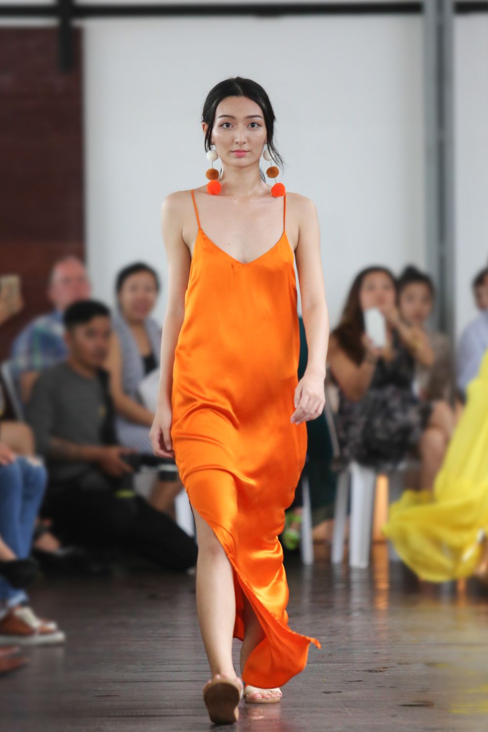 Đầm dài lụa 2 dây