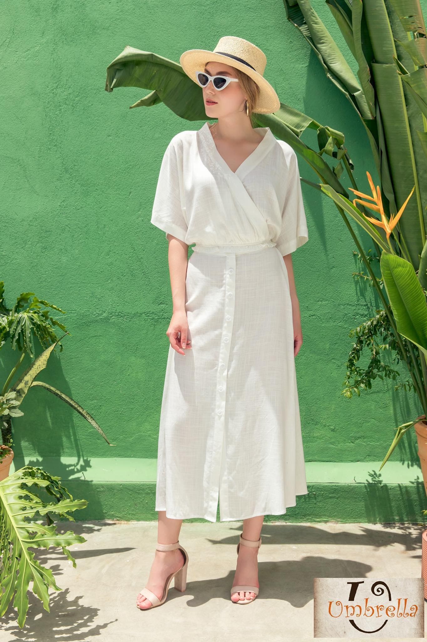 Váy dài nút trước