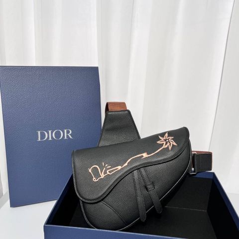 ORDER Túi Dior