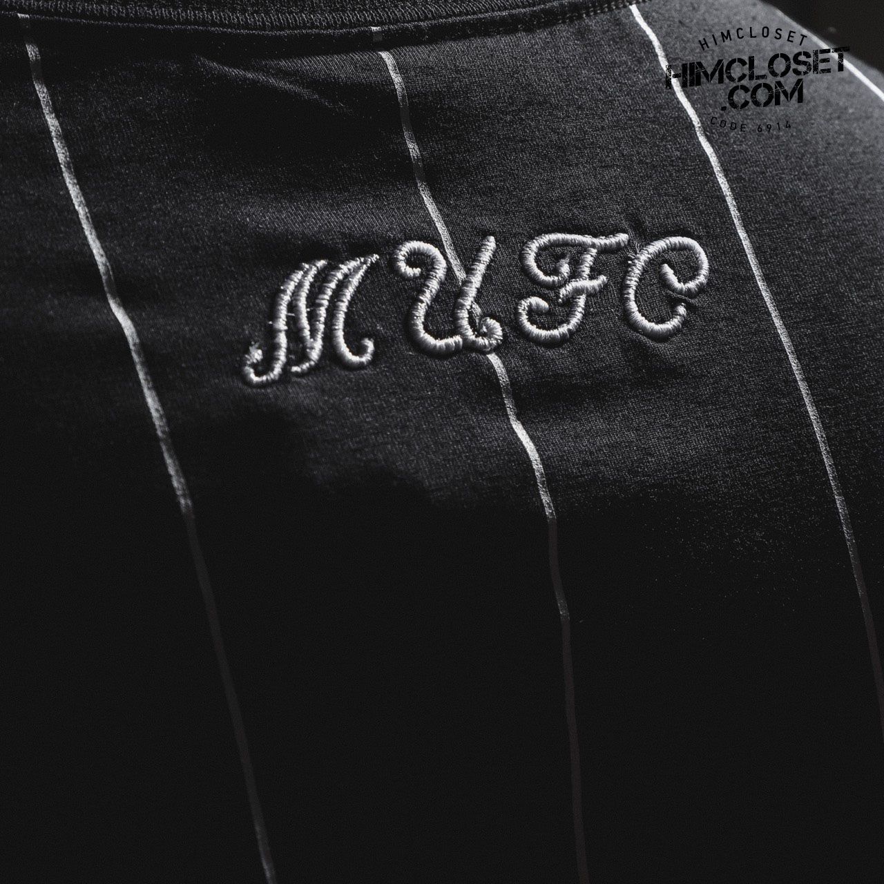 AT Das Sọc Dọc Logo MU