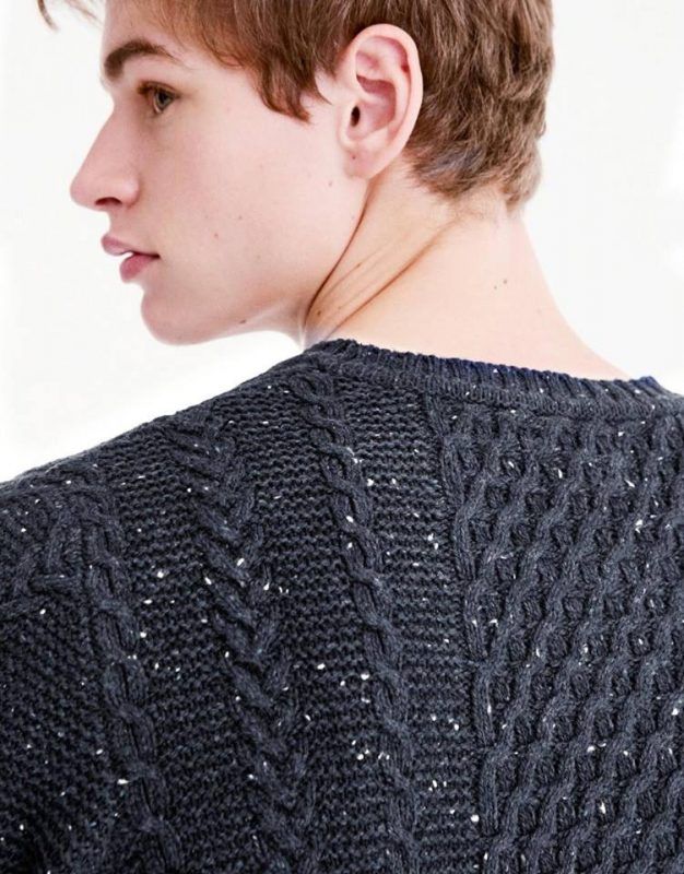 P.B KNIT SWEATER
