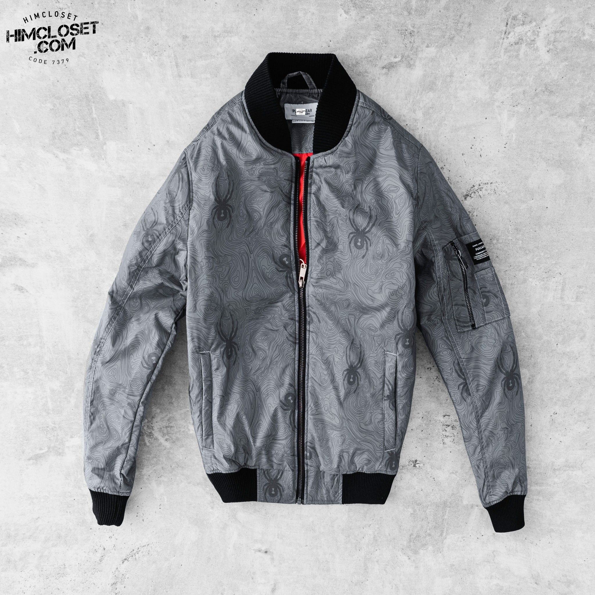 Bomber P&B