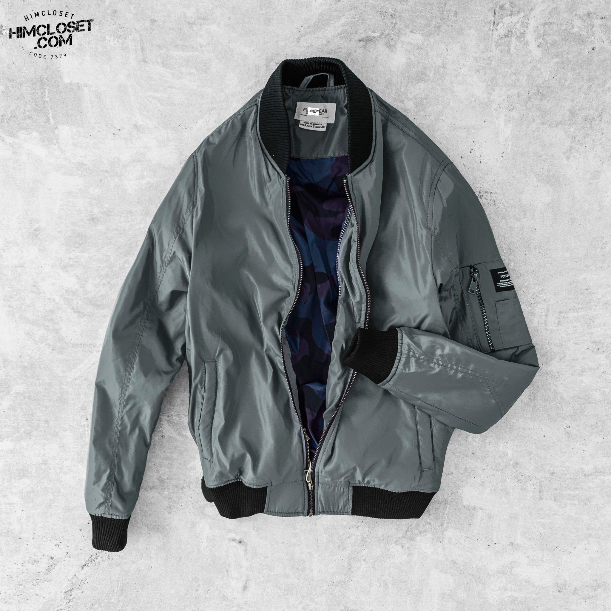 Bomber P&B