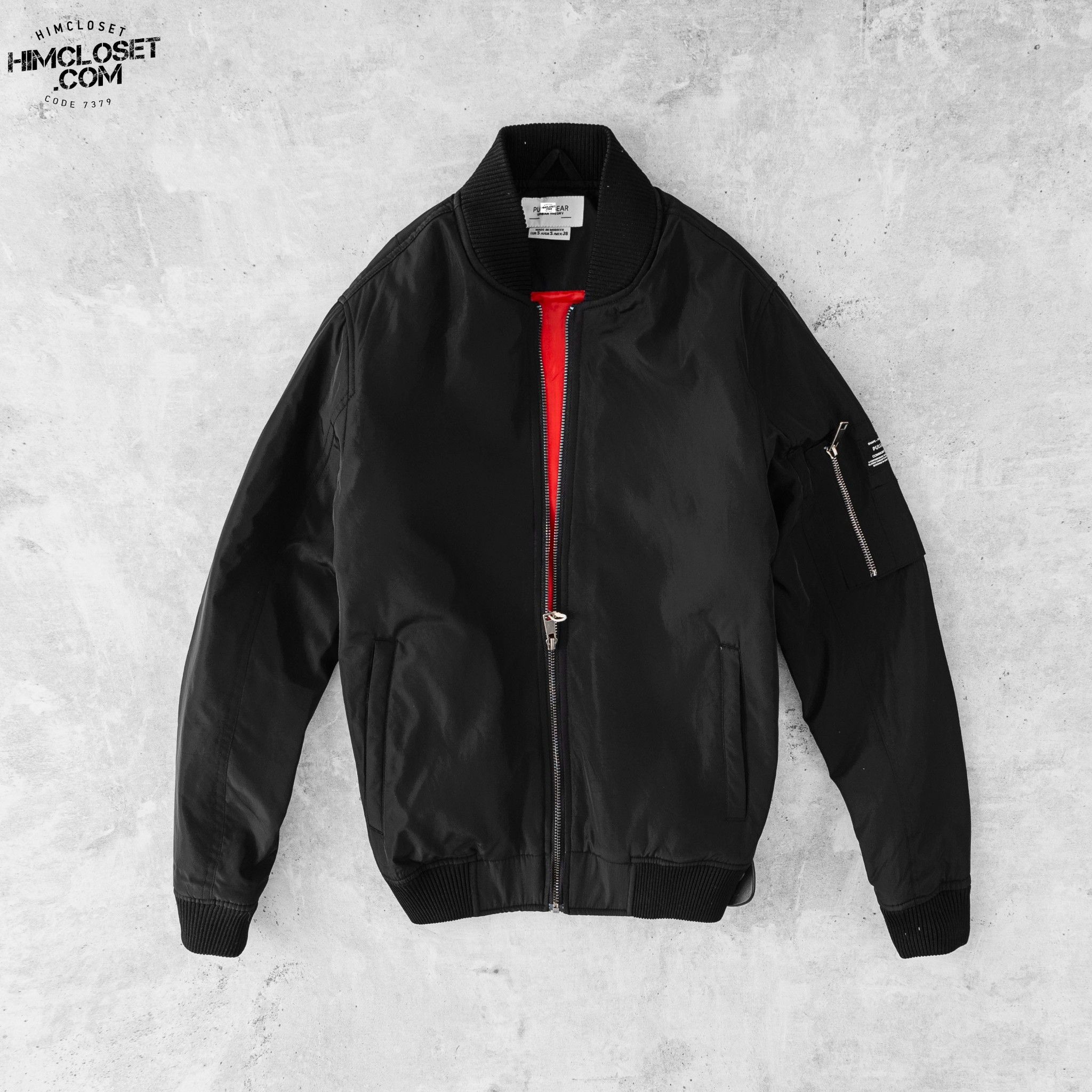 Bomber P&B