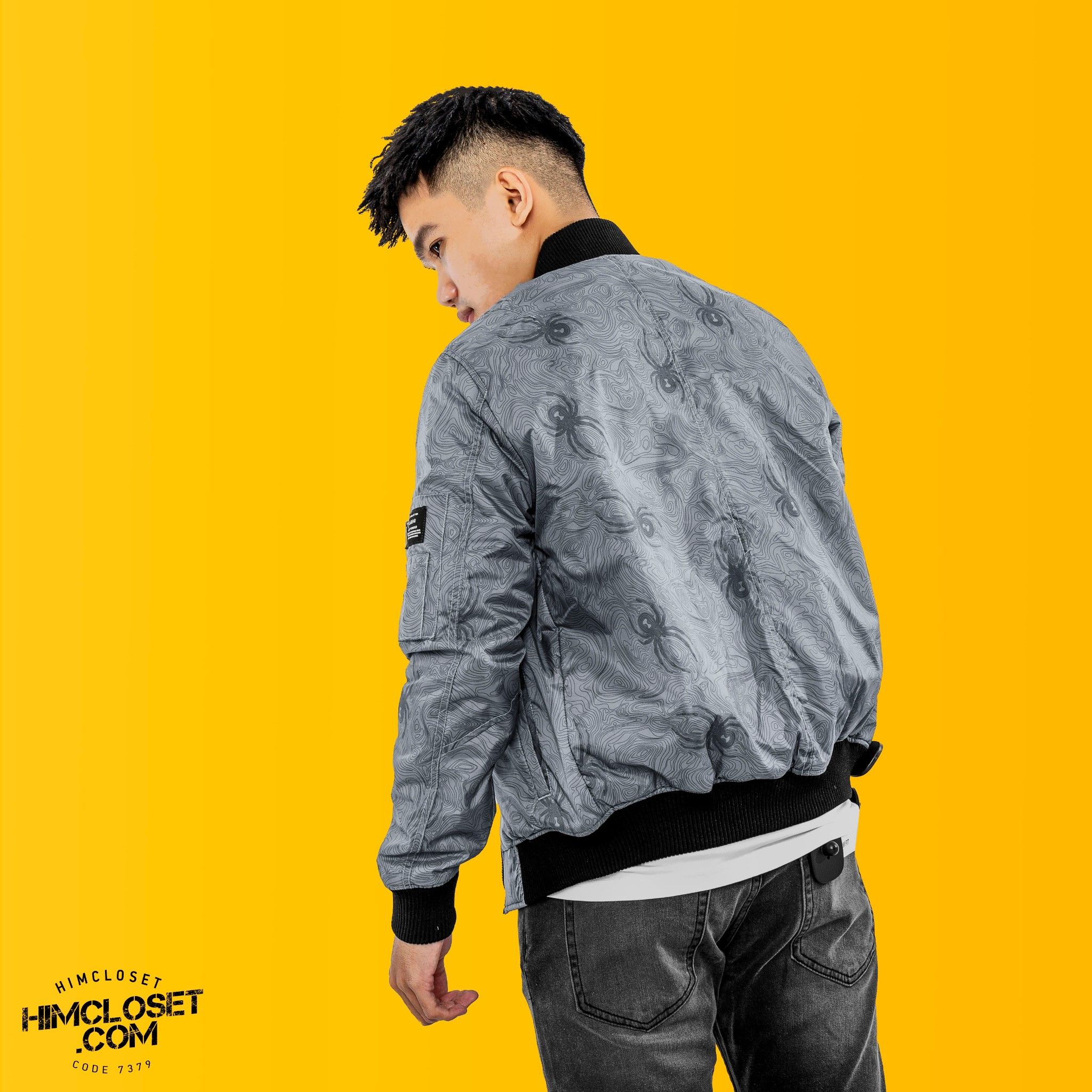 Bomber P&B