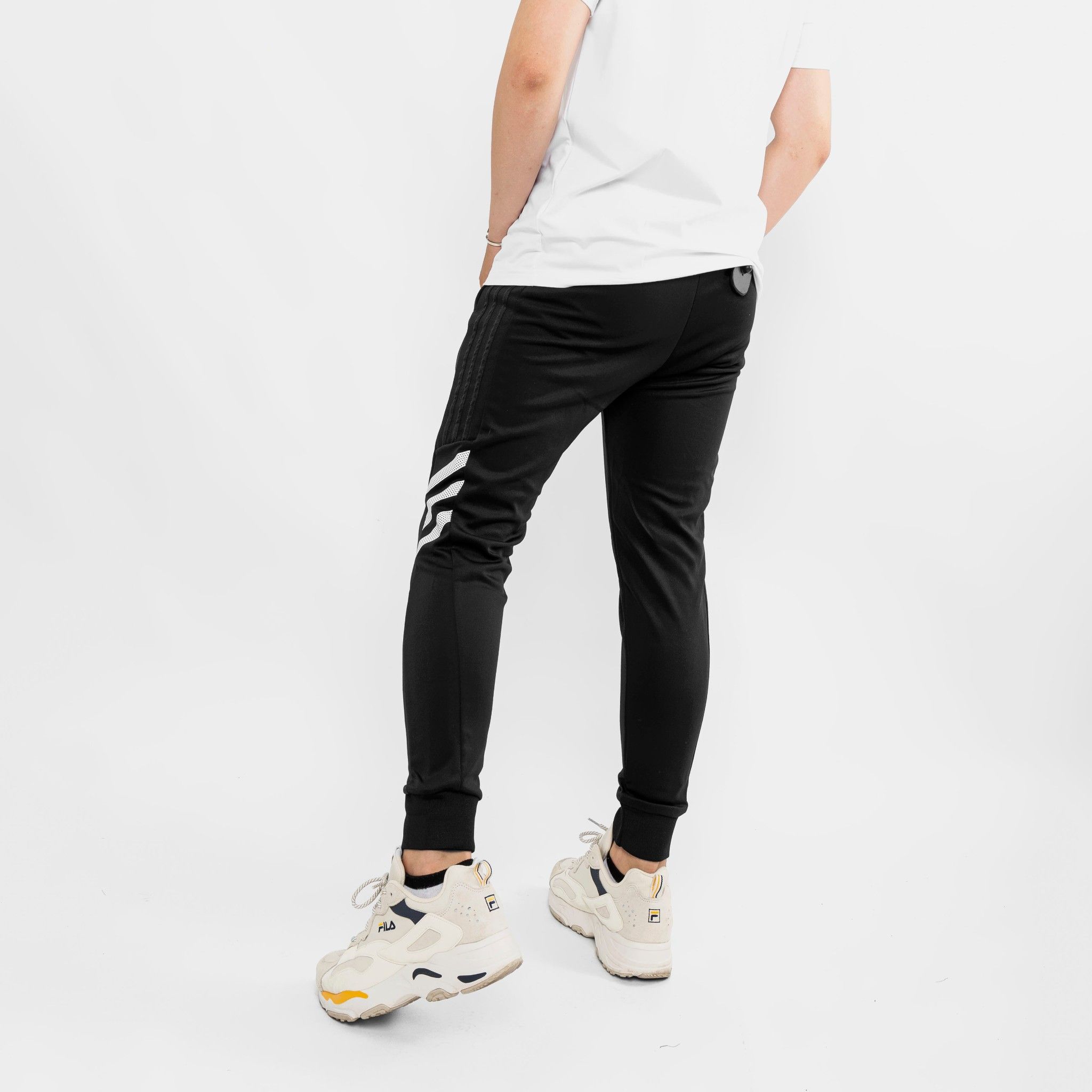 Jogger Das 3 Sọc