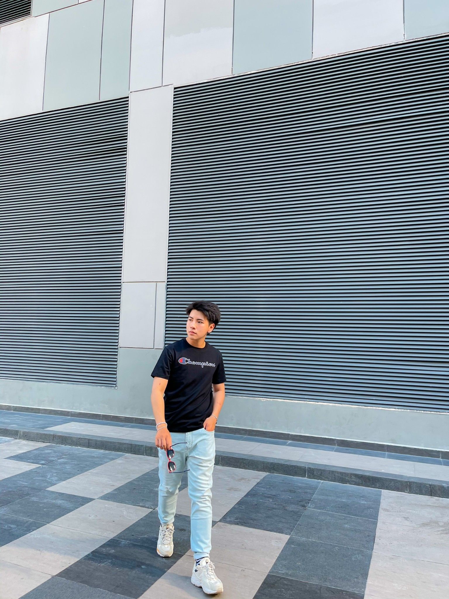 AT CHAMP Chữ Ngực