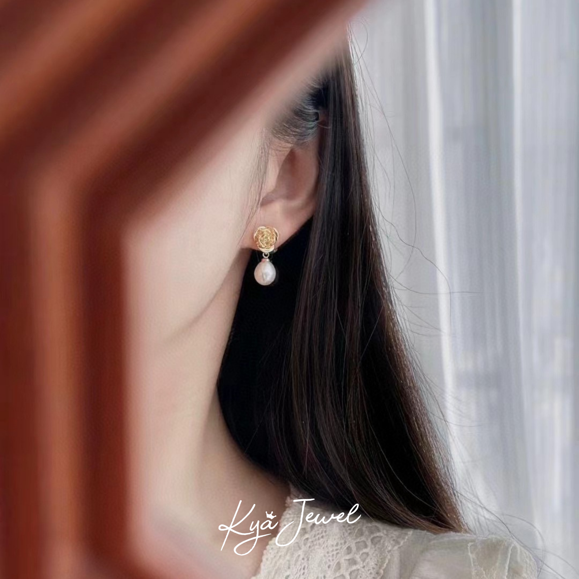Khuyên tai nữ Golden Rose Pearl