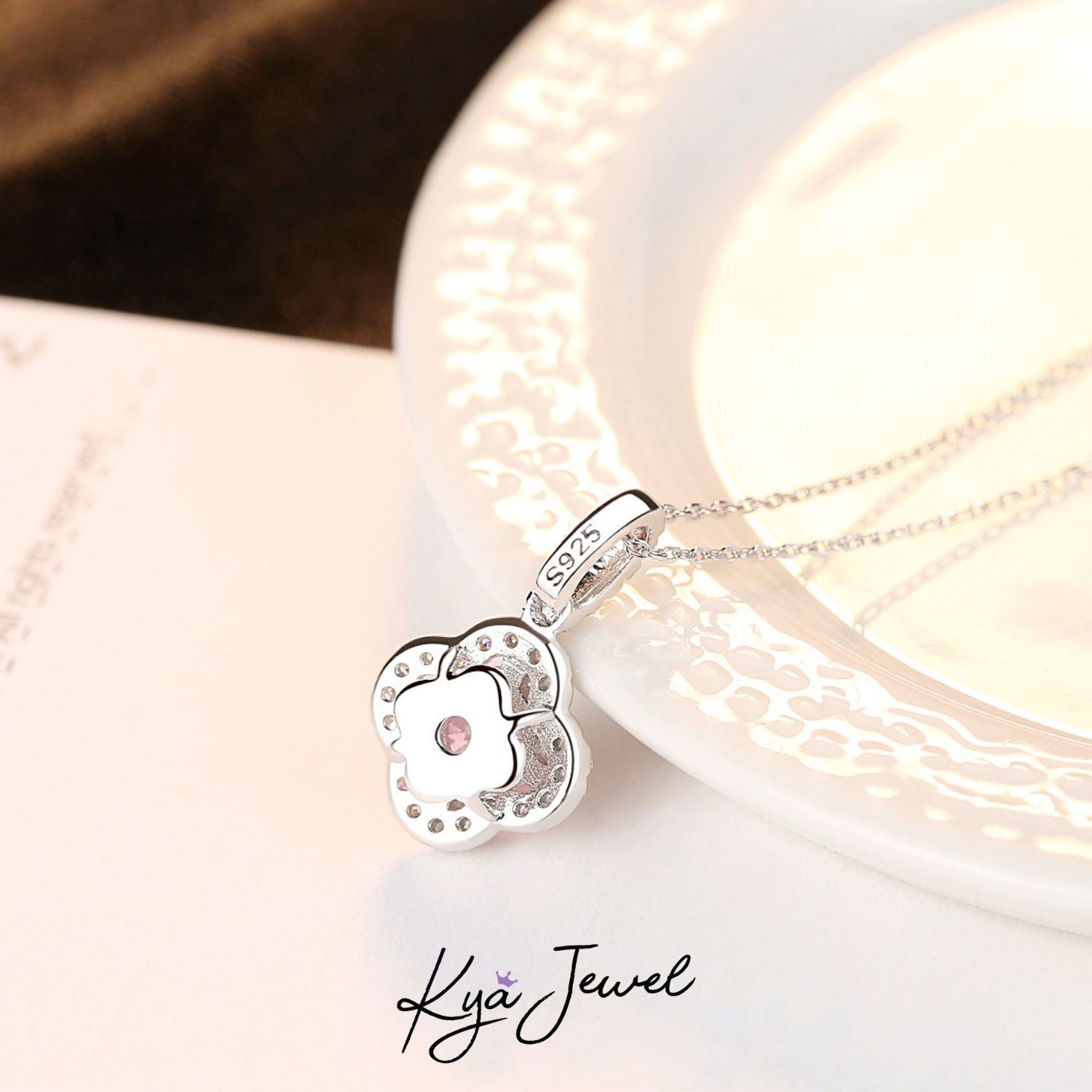 Bộ trang sức nữ Feminine Grace