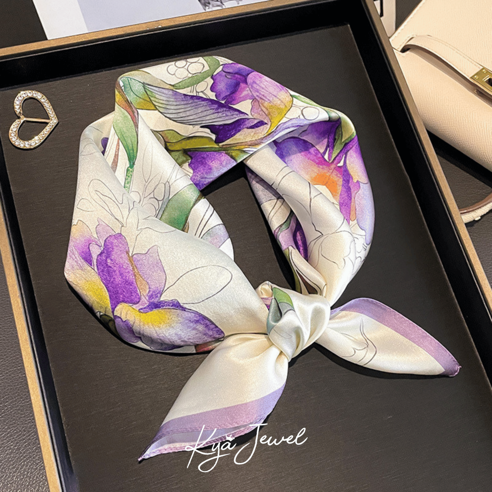 Khăn choàng lụa Violet Iris