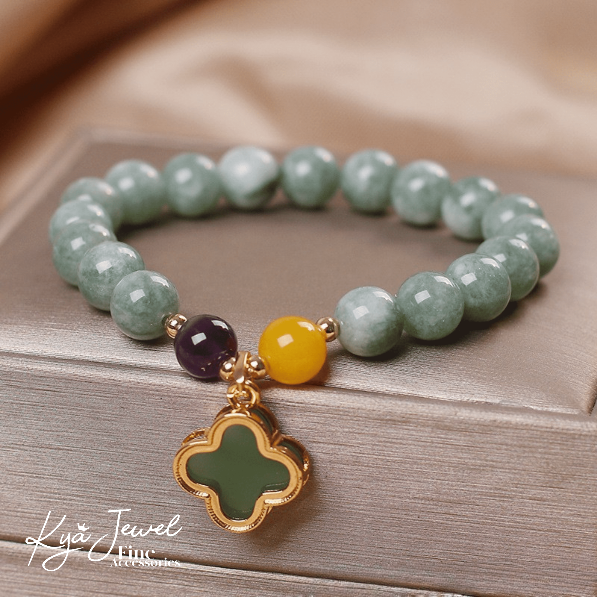 Vòng tay ngọc bích Blessing Clover