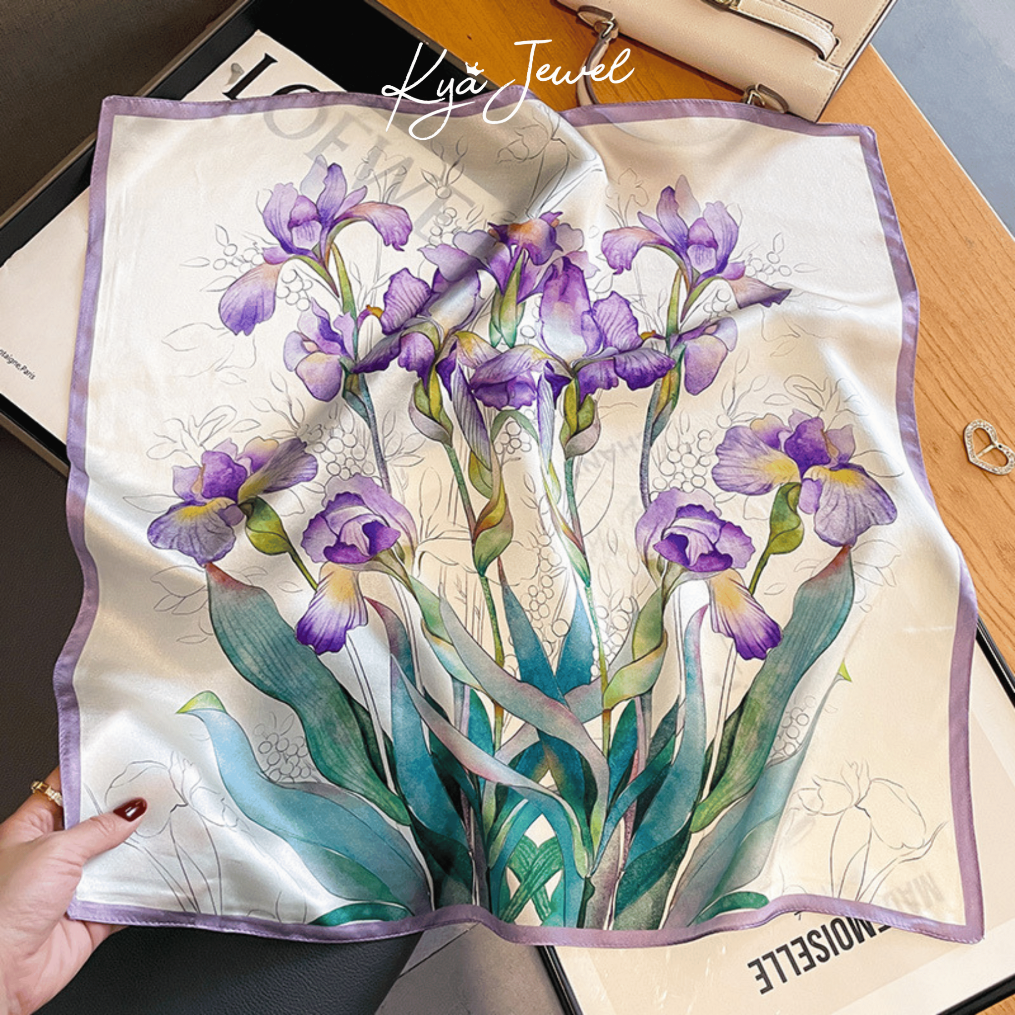 Khăn choàng lụa Violet Iris