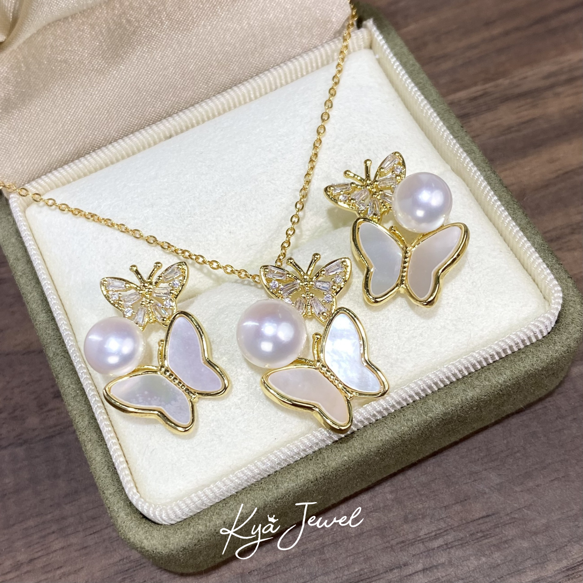 Bộ trang sức nữ Dancing Pearl Butterfly