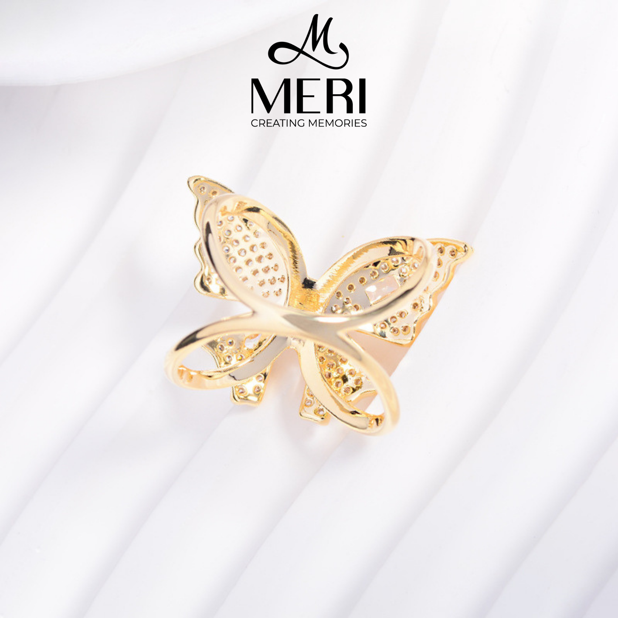 Cài khăn Golden Butterfly