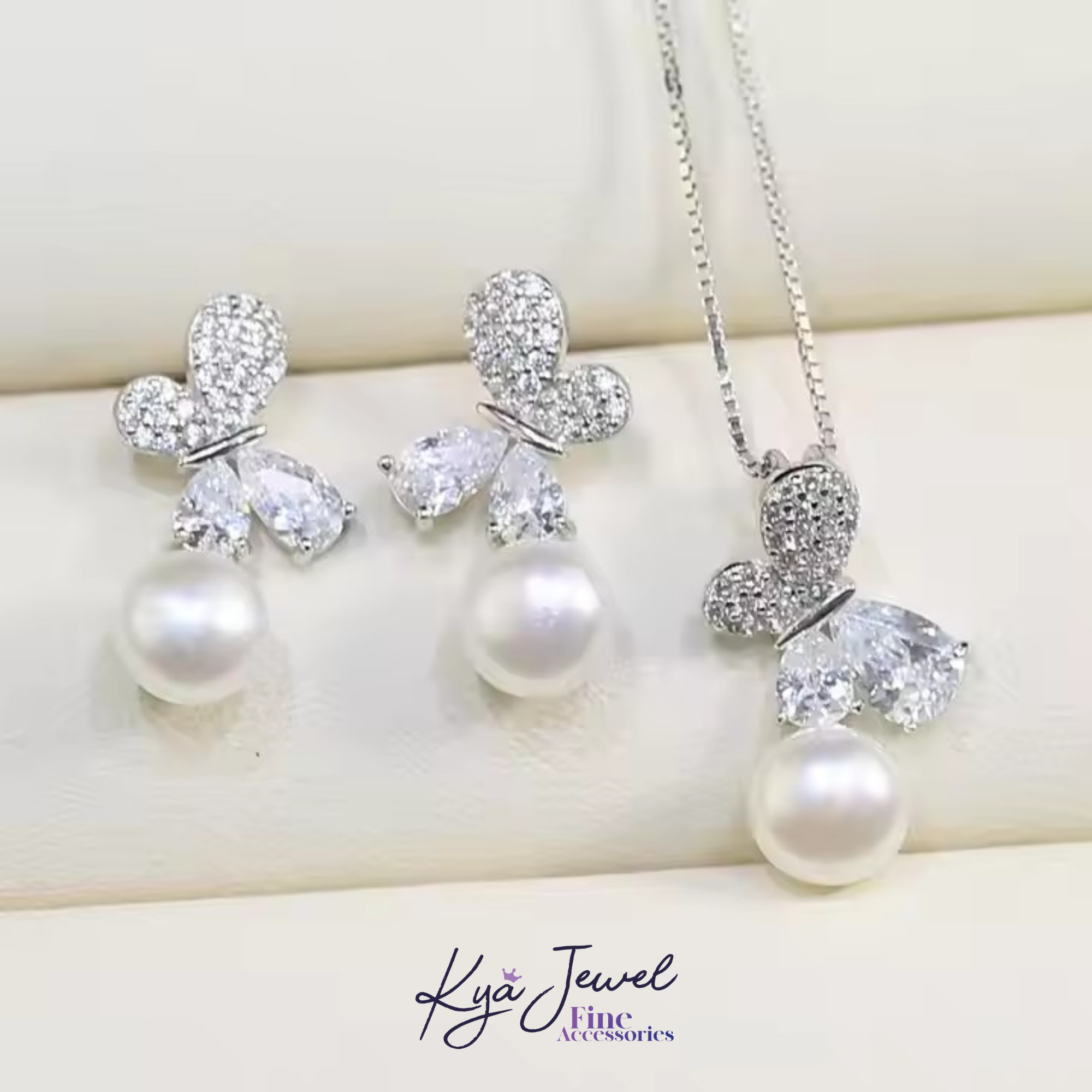 Dây chuyền nữ Radiant Butterfly Pearl