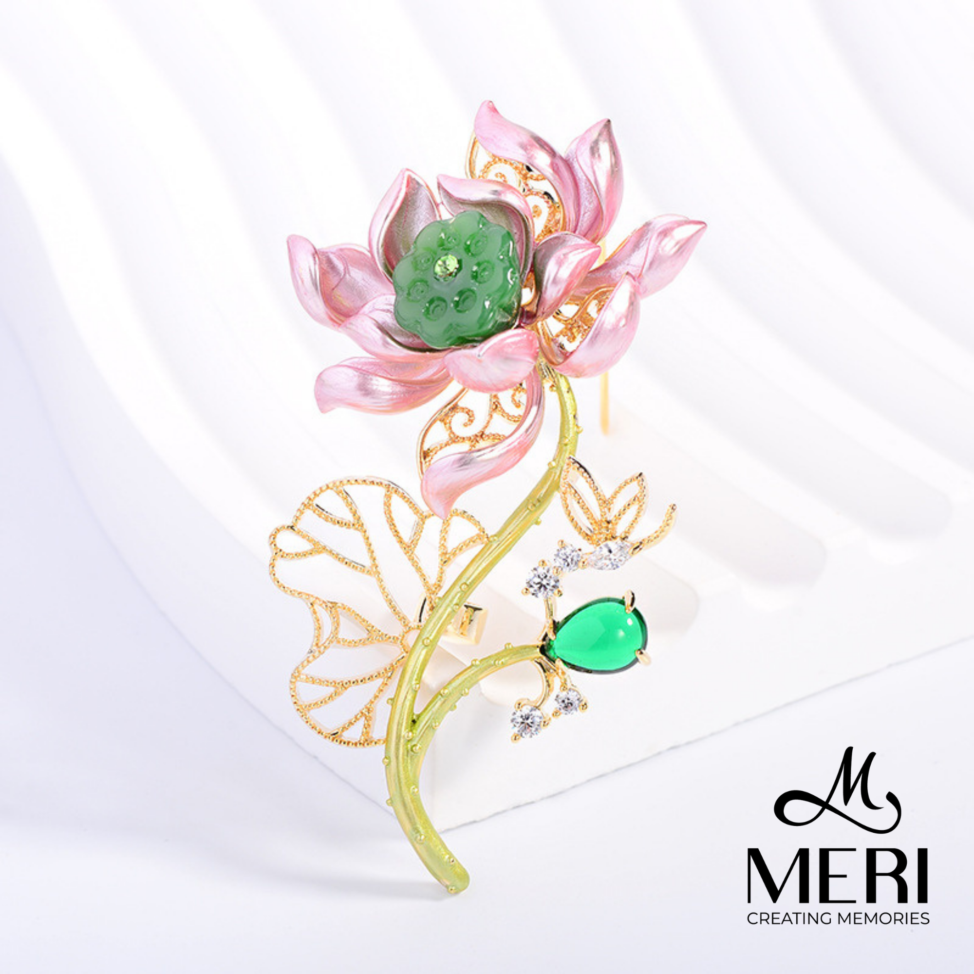 Cài áo Lotus Blossom