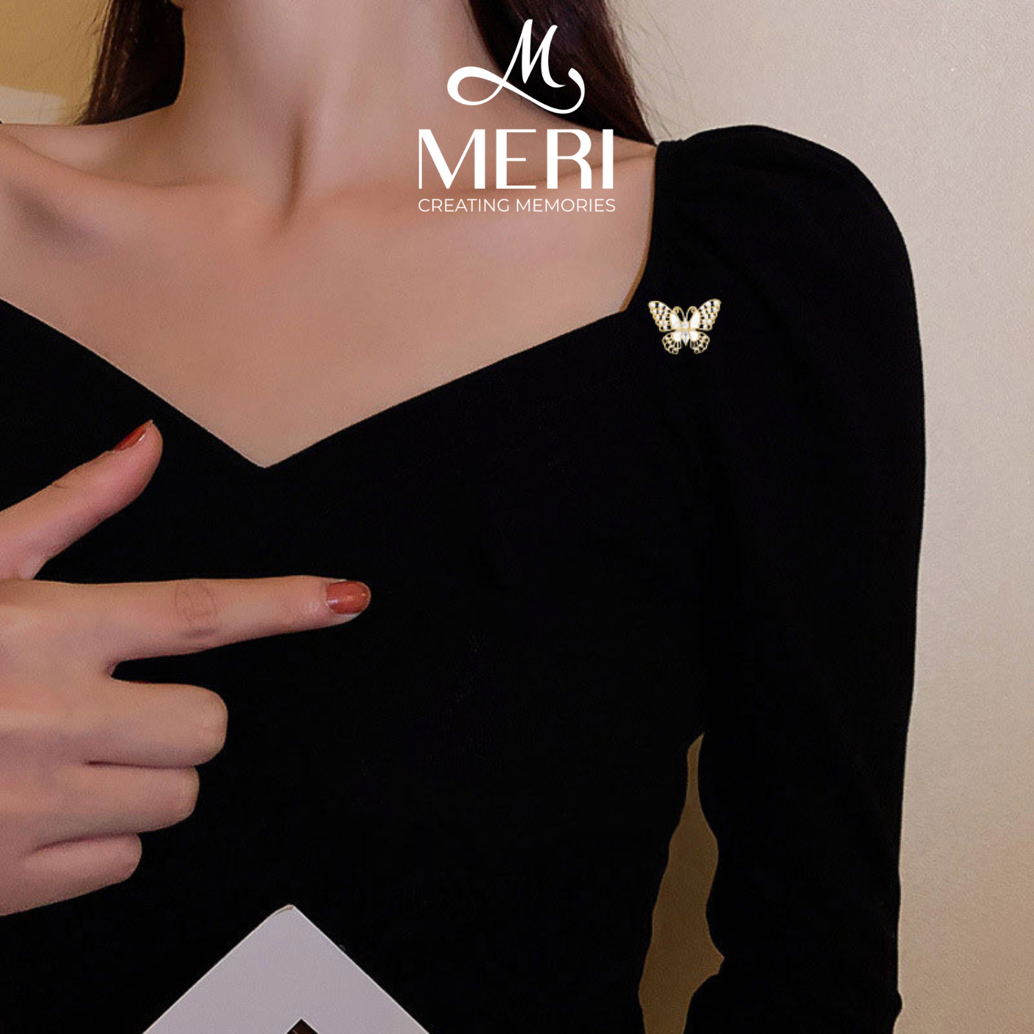 Pin cài áo Butterfly xinh xắn