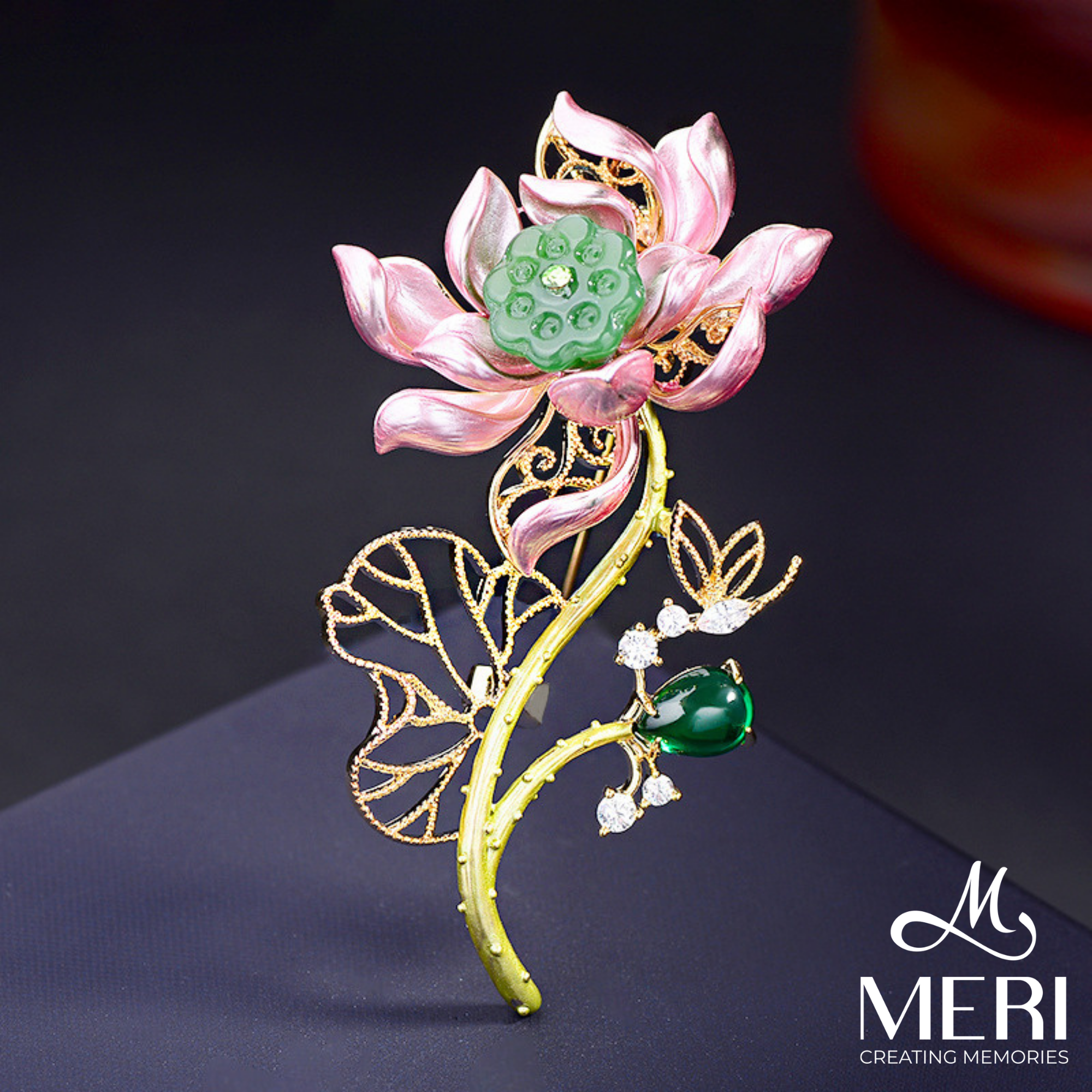 Cài áo Lotus Blossom