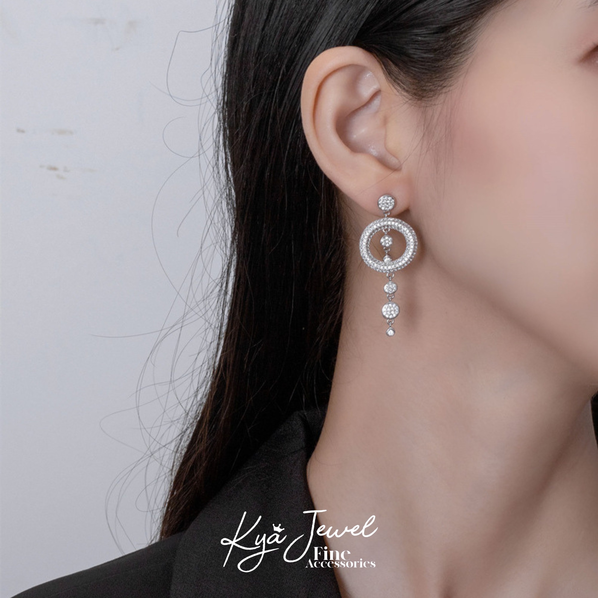 Khuyên tai nữ Shining Orbit