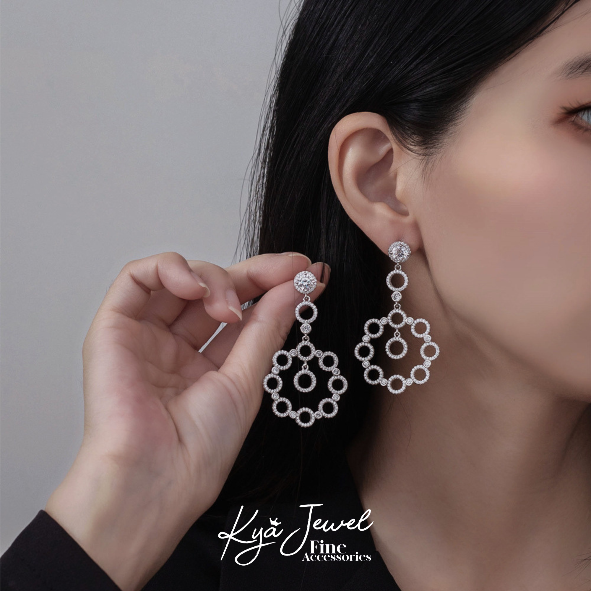 Khuyên tai nữ Luminous Circle