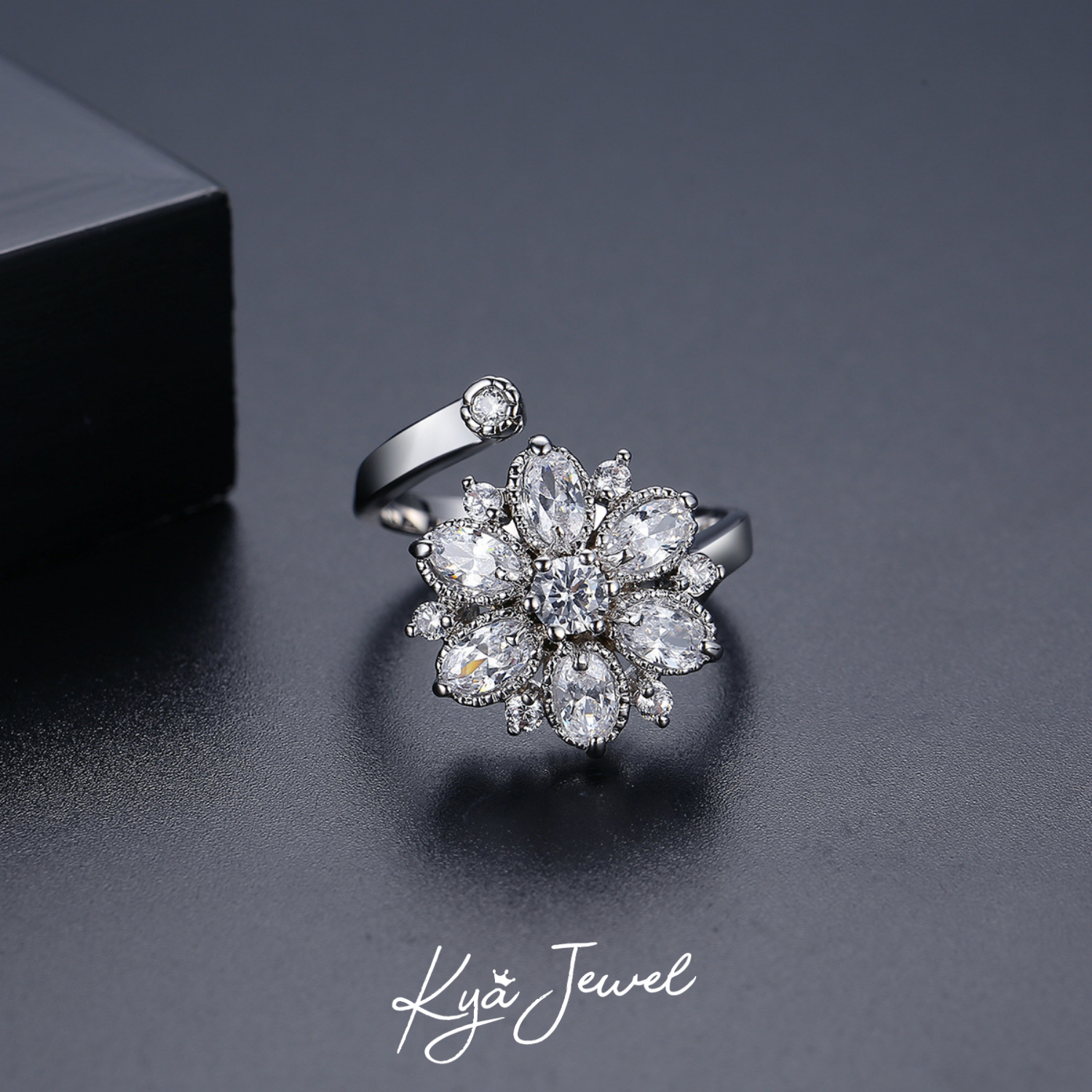Nhẫn nữ Delicate Blossom